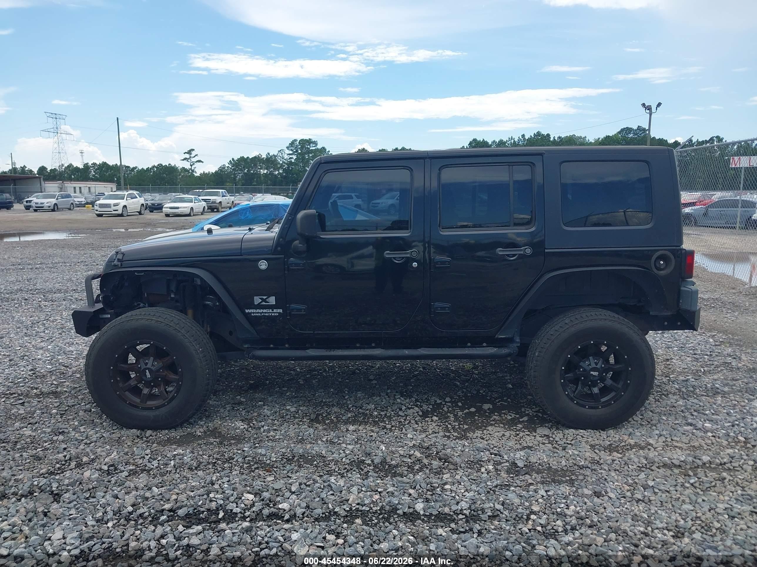 2009 Jeep Wrangler Unlimited X Black vin: 1J4GA39139L772166