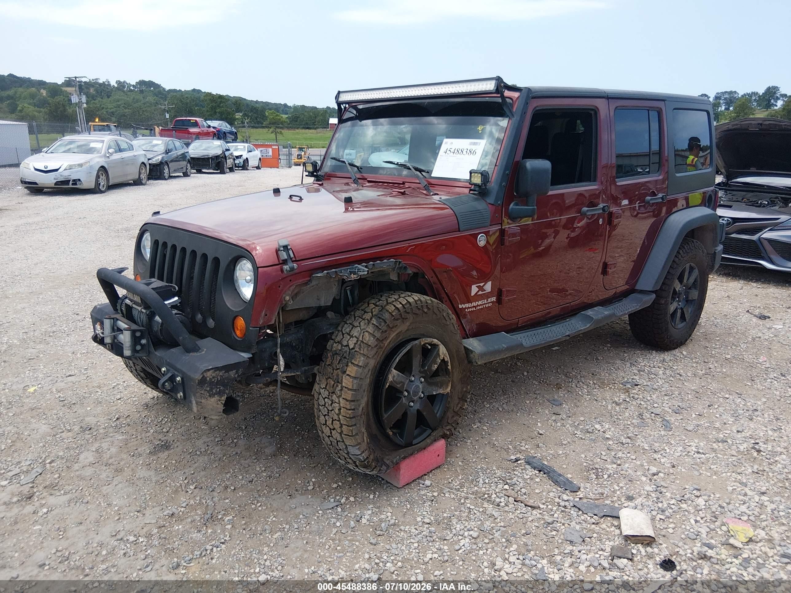 2007 Jeep Wrangler Unlimited X Бордовый vin: 1J4GA39147L173645