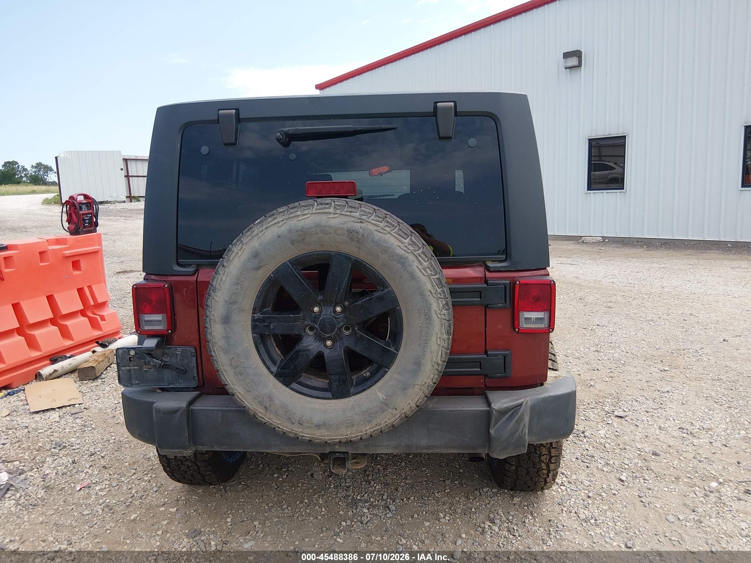 2007 Jeep Wrangler Unlimited X Бордовый vin: 1J4GA39147L173645