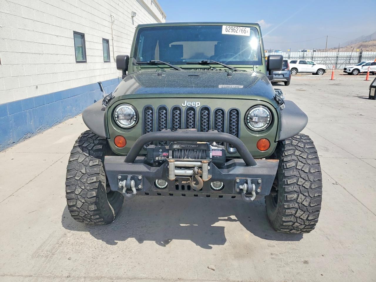 2008 Jeep Wrangler Unlimited X Green vin: 1J4GA39148L598915