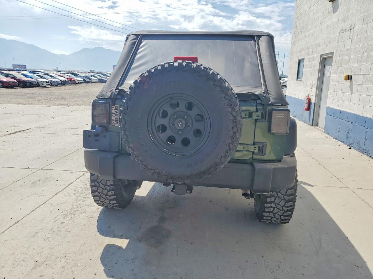 2008 Jeep Wrangler Unlimited X Green vin: 1J4GA39148L598915