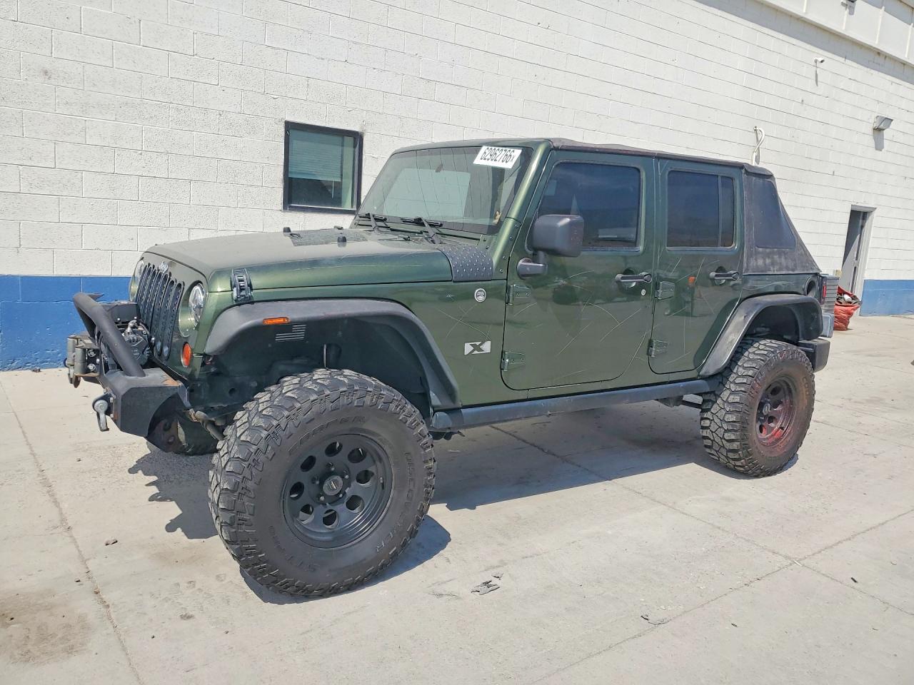 2008 Jeep Wrangler Unlimited X Green vin: 1J4GA39148L598915