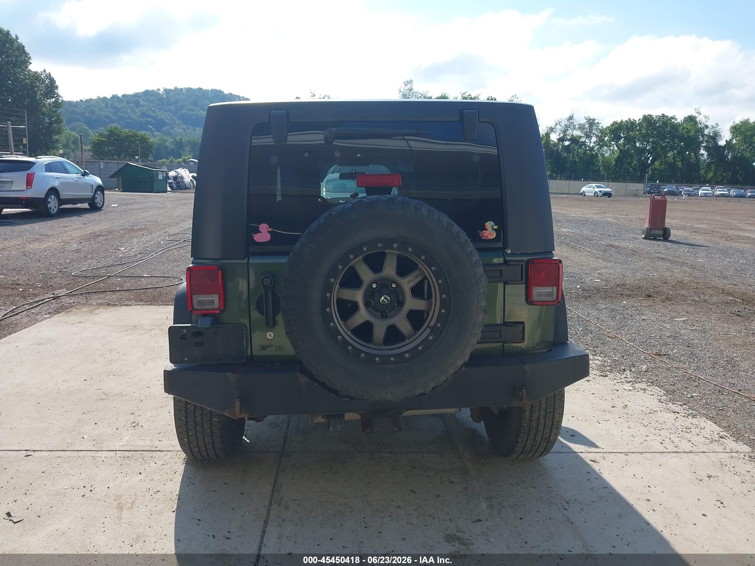 2009 Jeep Wrangler Unlimited X Green vin: 1J4GA39149L711196