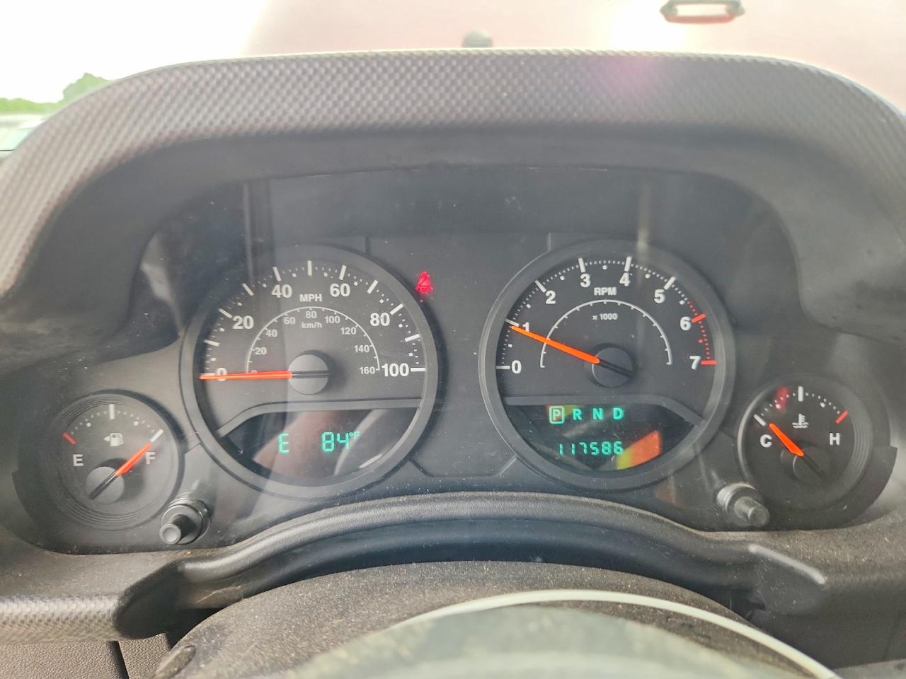 2007 Jeep Wrangler X Burgundy vin: 1J4GA39157L161052