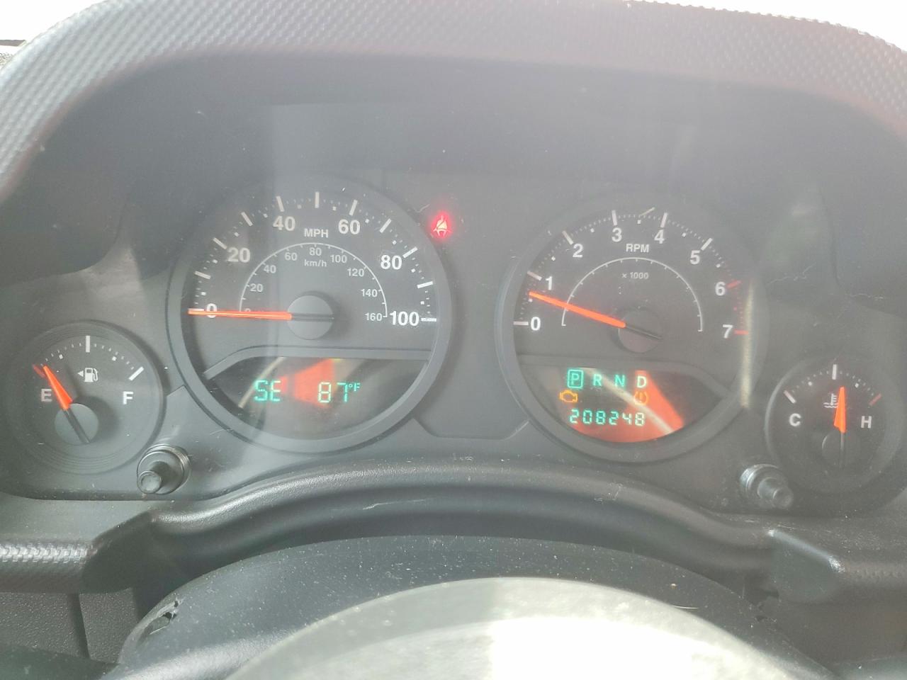 2008 Jeep Wrangler Unlimited X Red vin: 1J4GA39158L636278