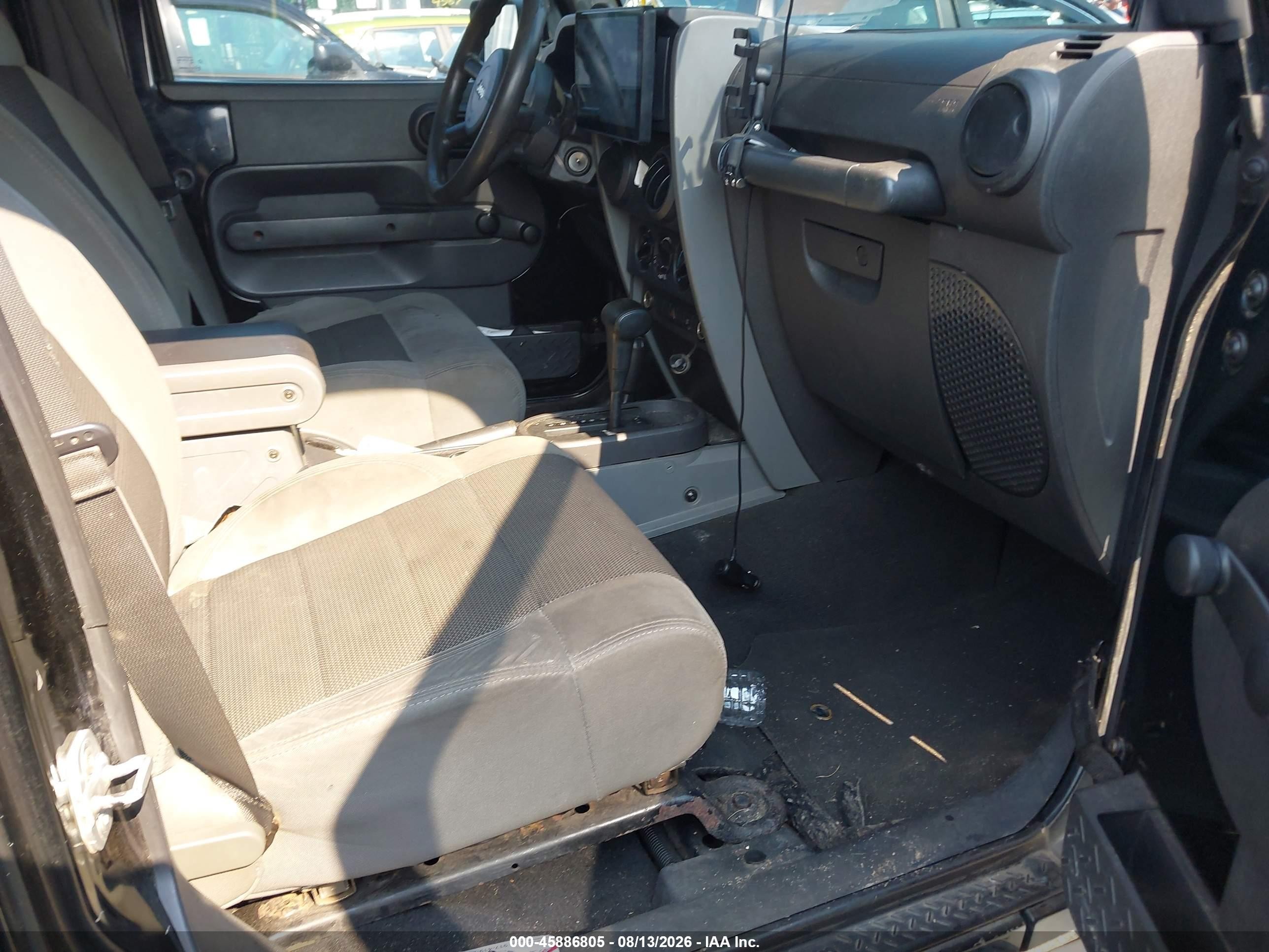 2007 Jeep Wrangler   Black vin: 1J4GA39167L174697