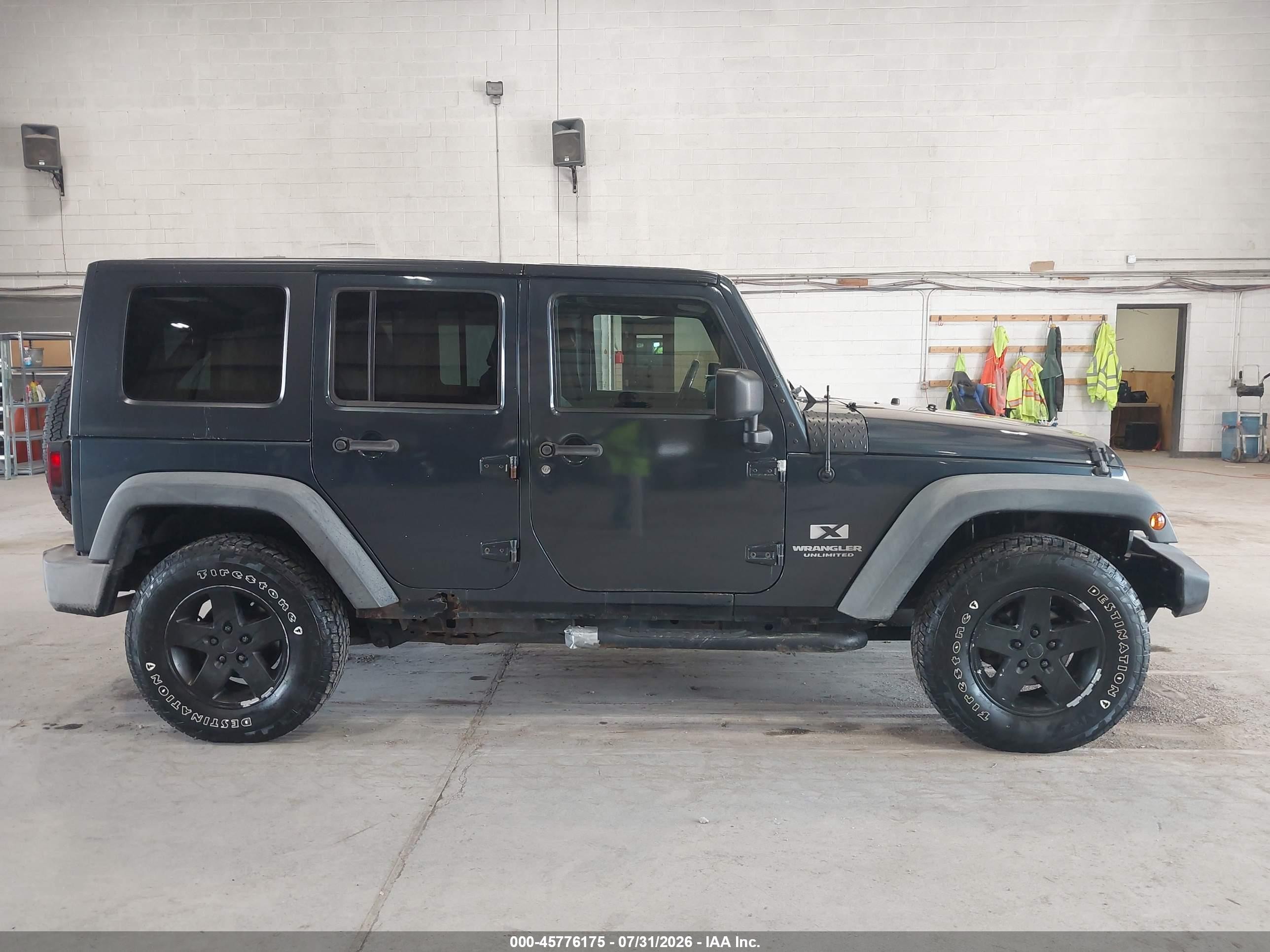 2008 Jeep Wrangler Unlimited X Blue vin: 1J4GA39168L519793