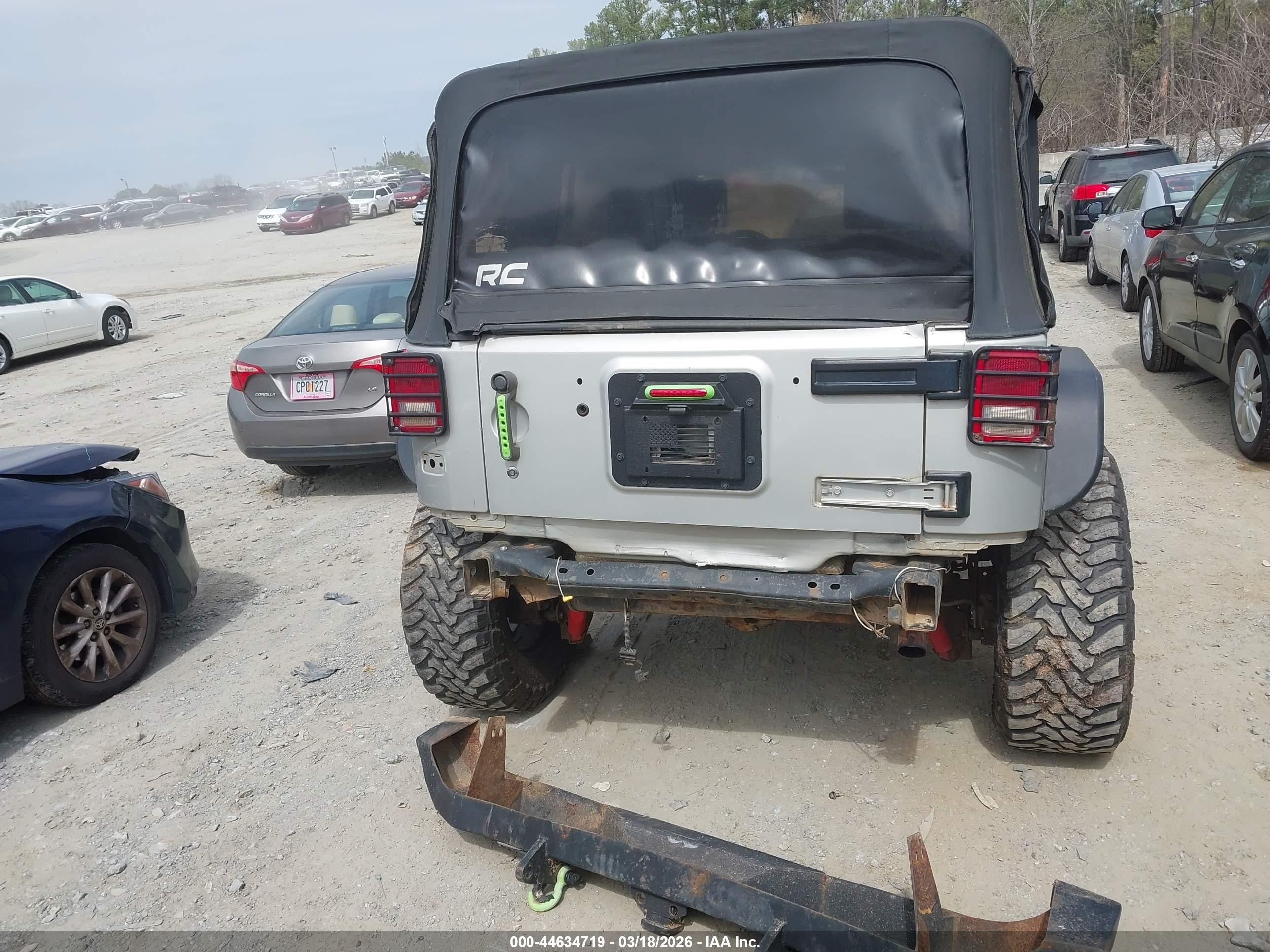 2007 Jeep Wrangler Unlimited X Gray vin: 1J4GA39177L172165
