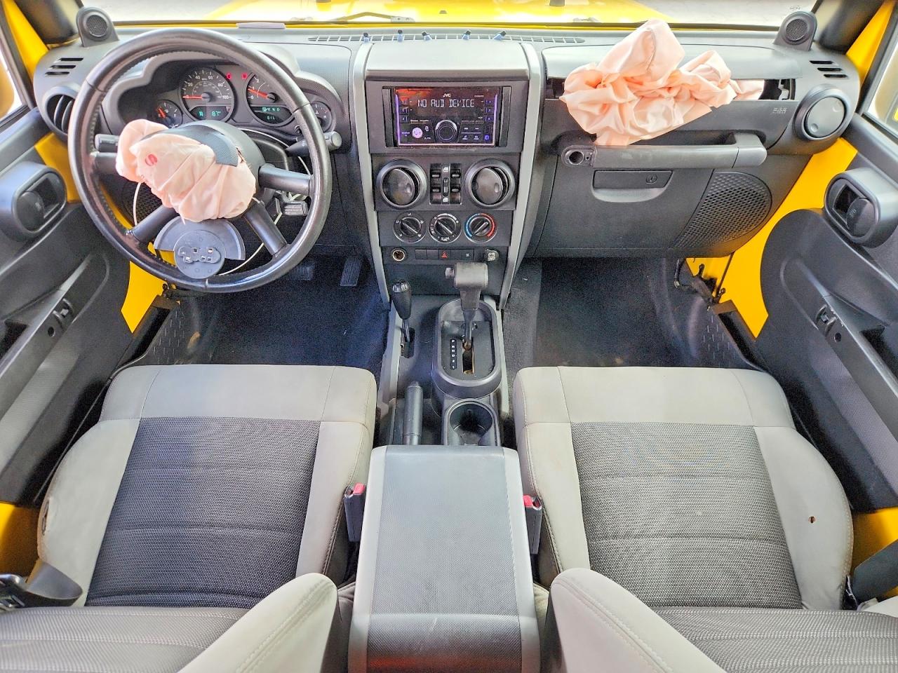 2008 Jeep Wrangler Unlimited X Yellow vin: 1J4GA39178L501500