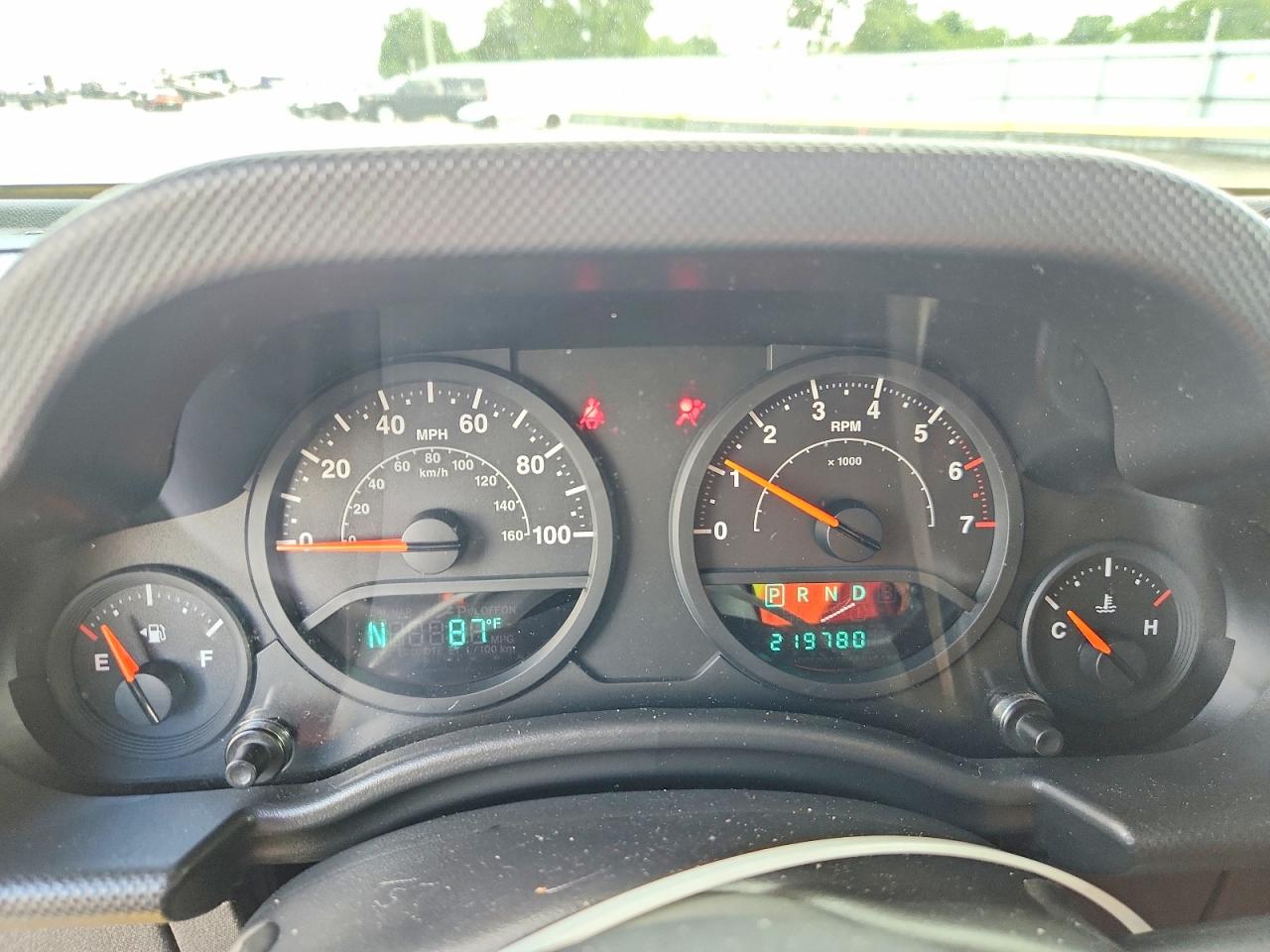 2008 Jeep Wrangler Unlimited X Yellow vin: 1J4GA39178L501500