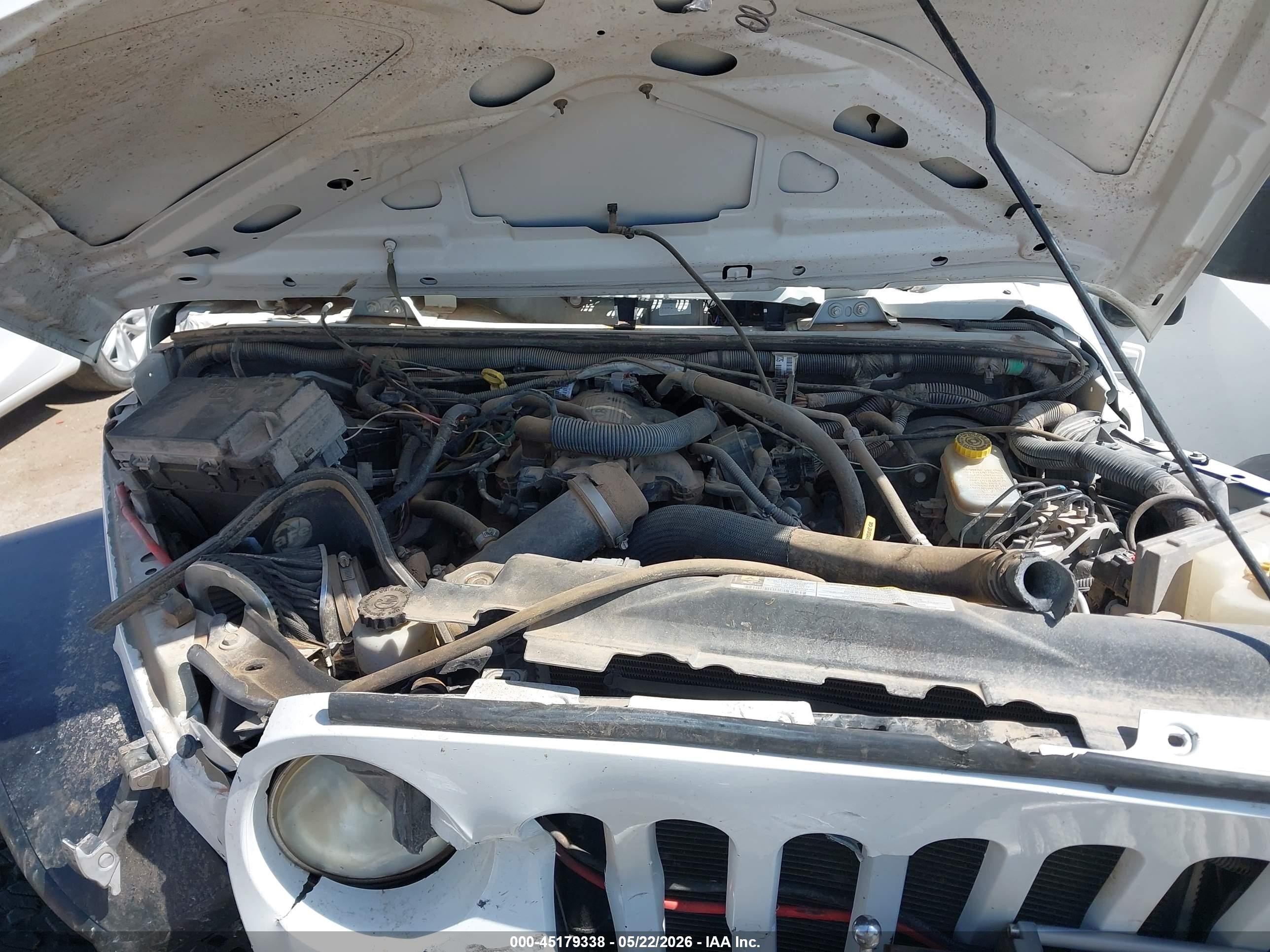 2008 Jeep Wrangler Unlimited X White vin: 1J4GA39178L647797