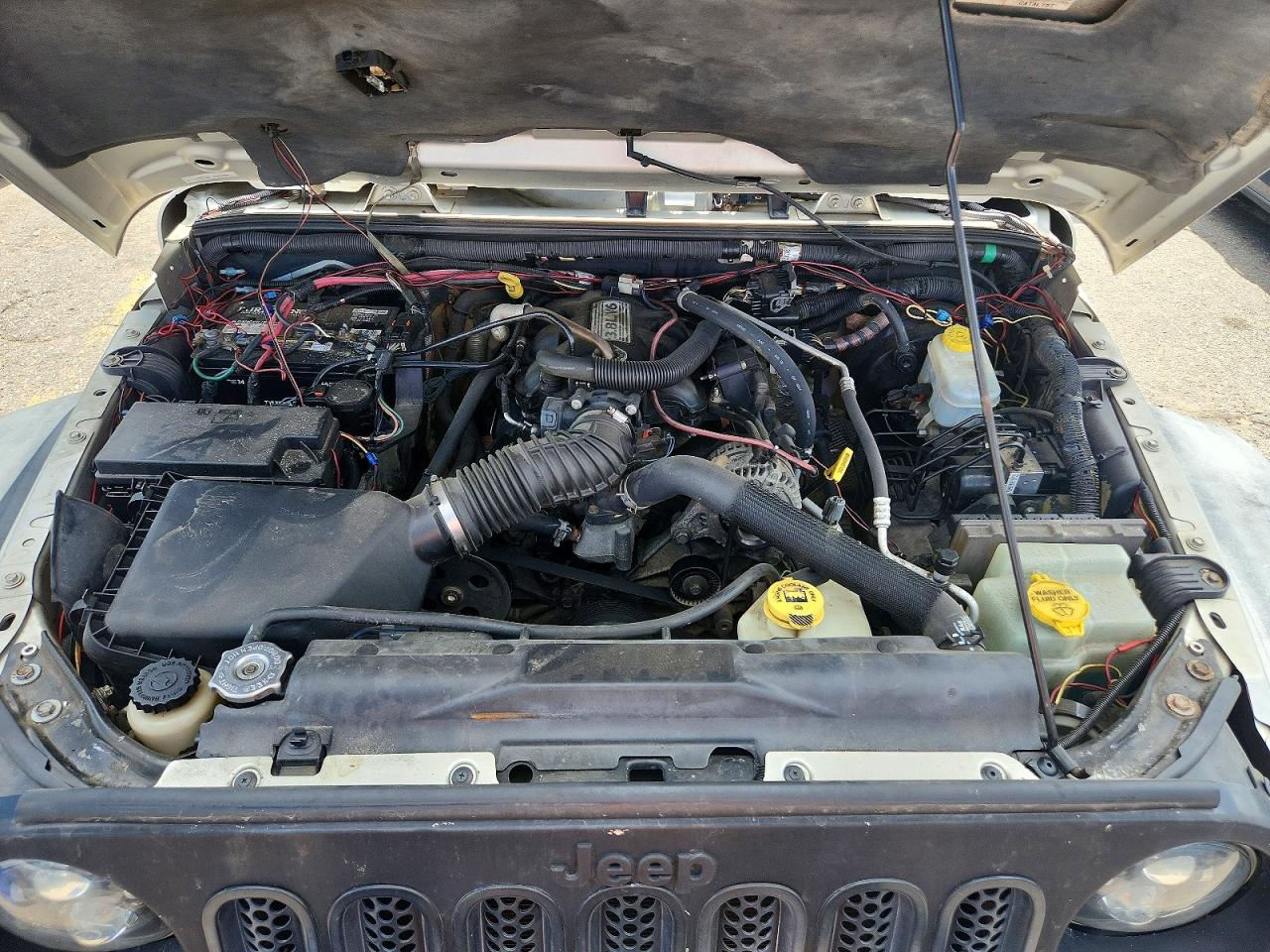 2007 Jeep Wrangler X Серебряный vin: 1J4GA39187L123203