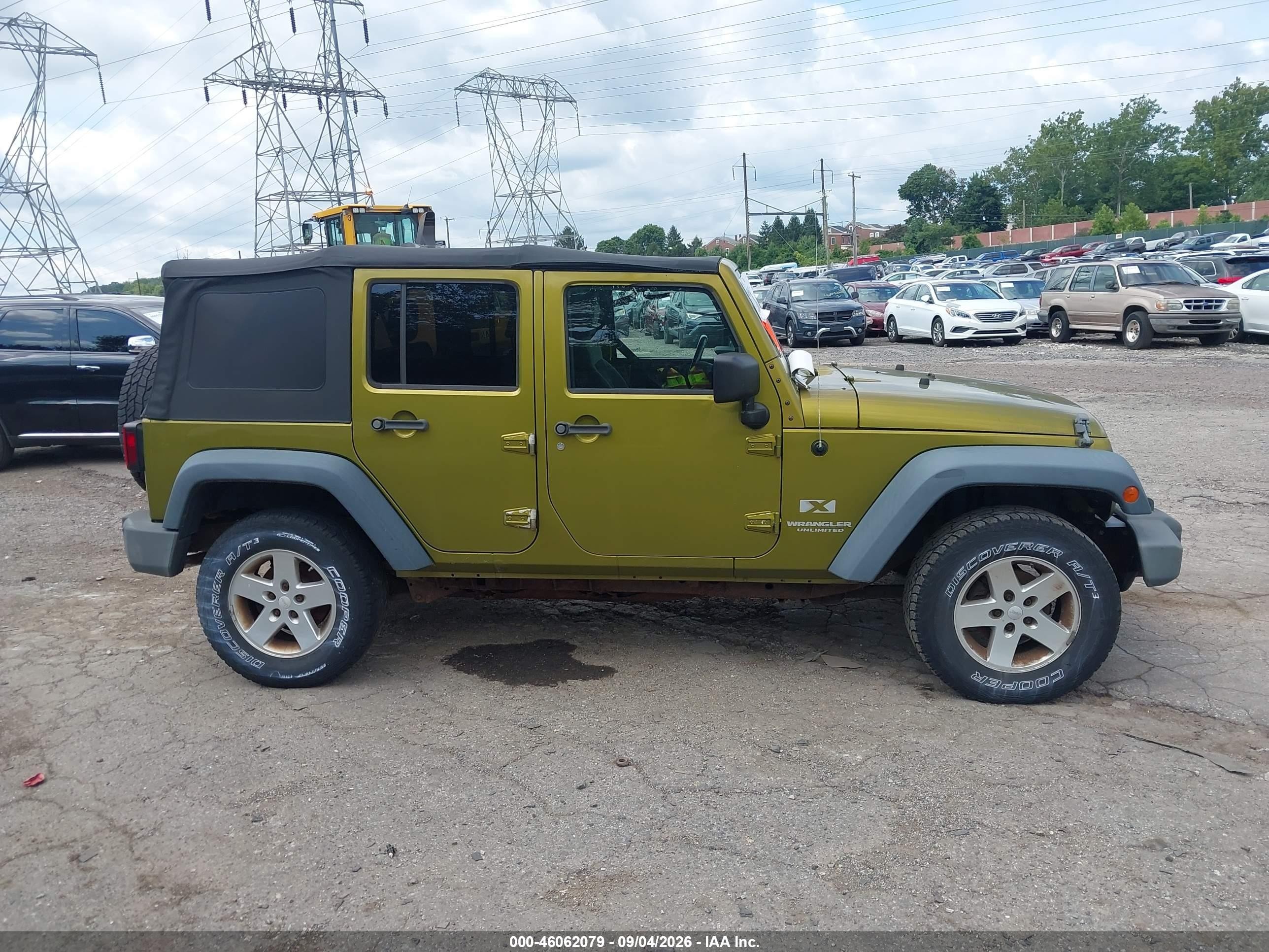 2008 Jeep Wrangler Unlimited X Зеленый vin: 1J4GA39188L559292