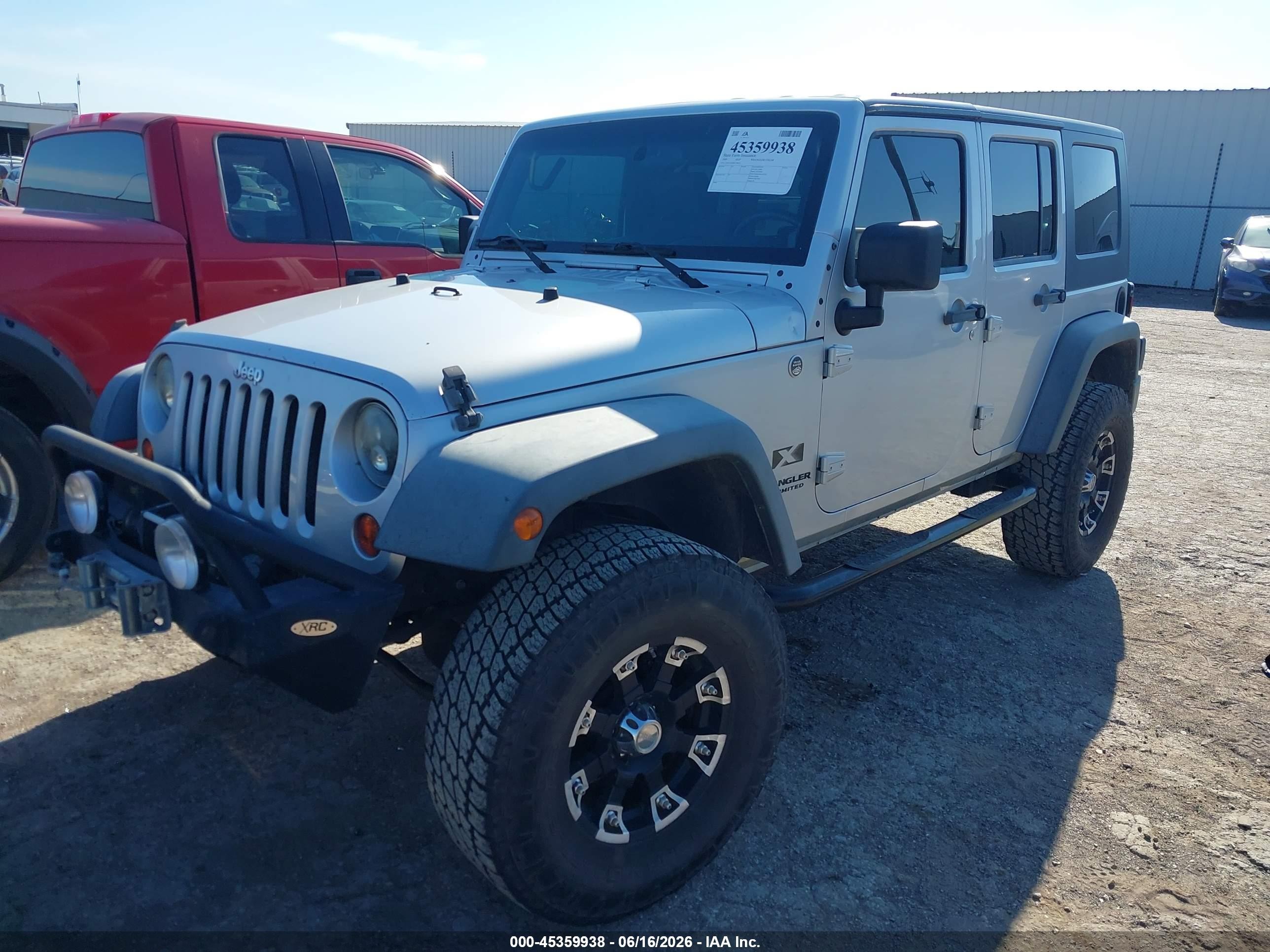 2009 Jeep Wrangler Unlimited X Silver vin: 1J4GA39189L768243