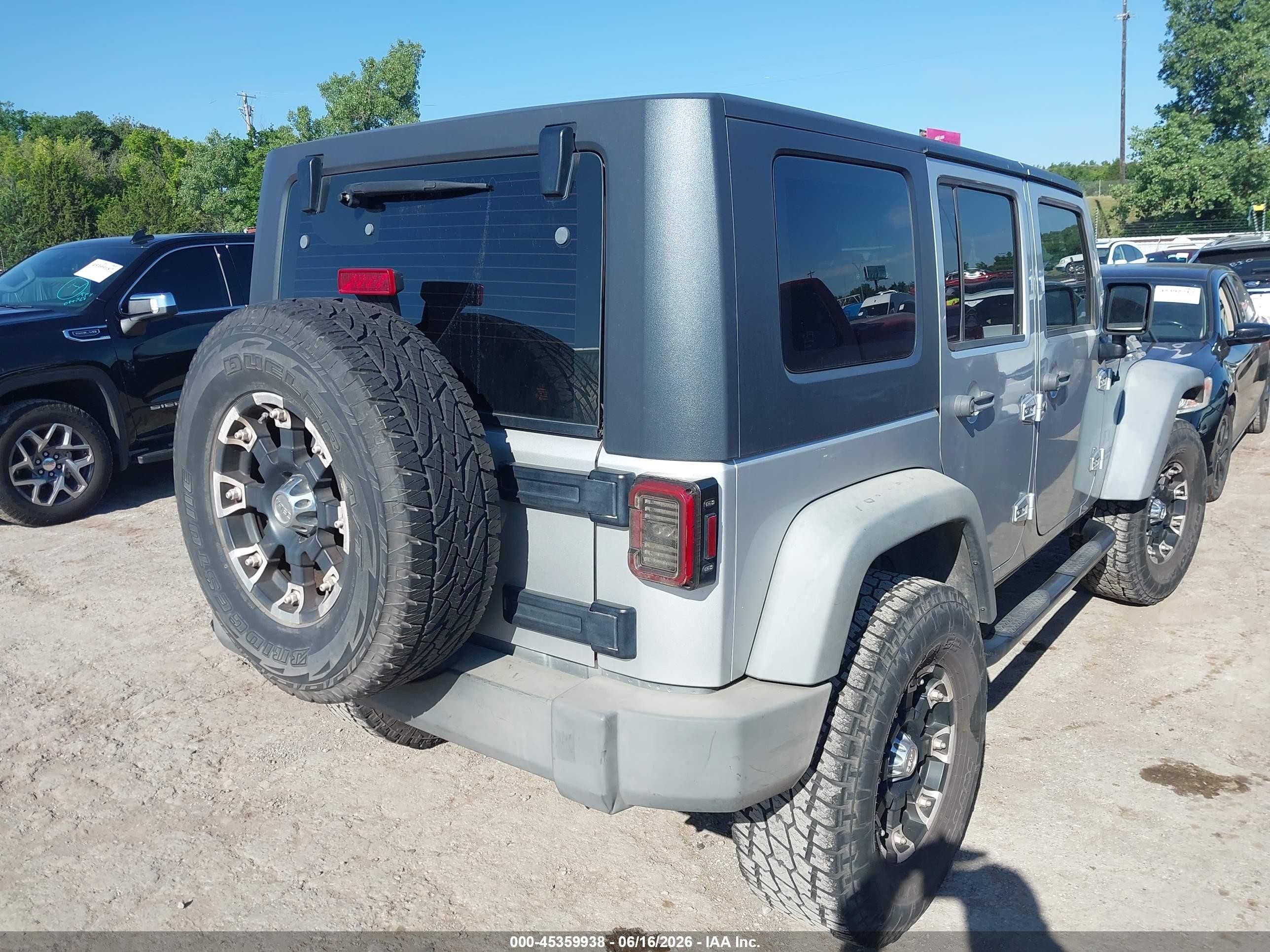 2009 Jeep Wrangler Unlimited X Silver vin: 1J4GA39189L768243