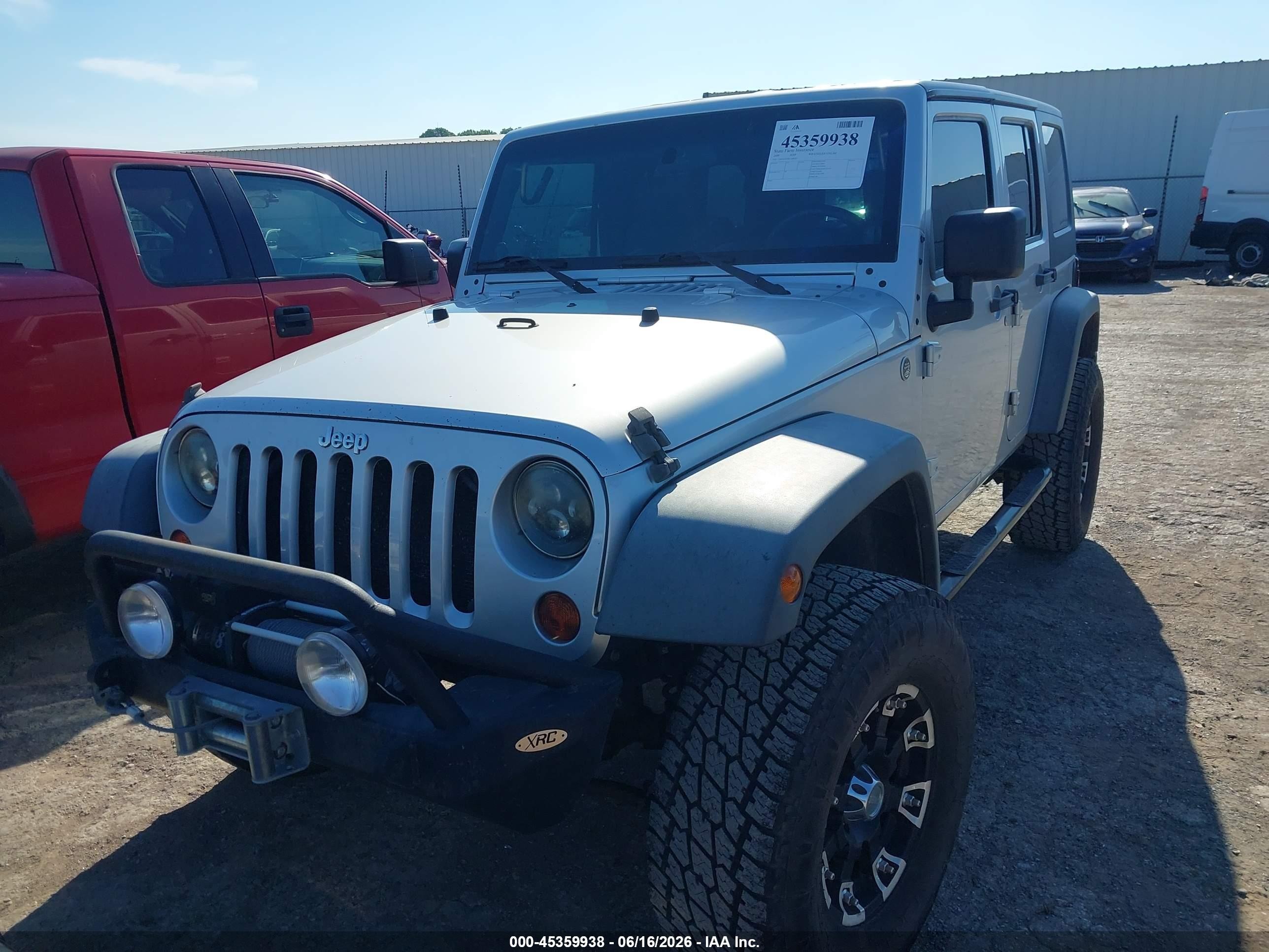 2009 Jeep Wrangler Unlimited X Silver vin: 1J4GA39189L768243