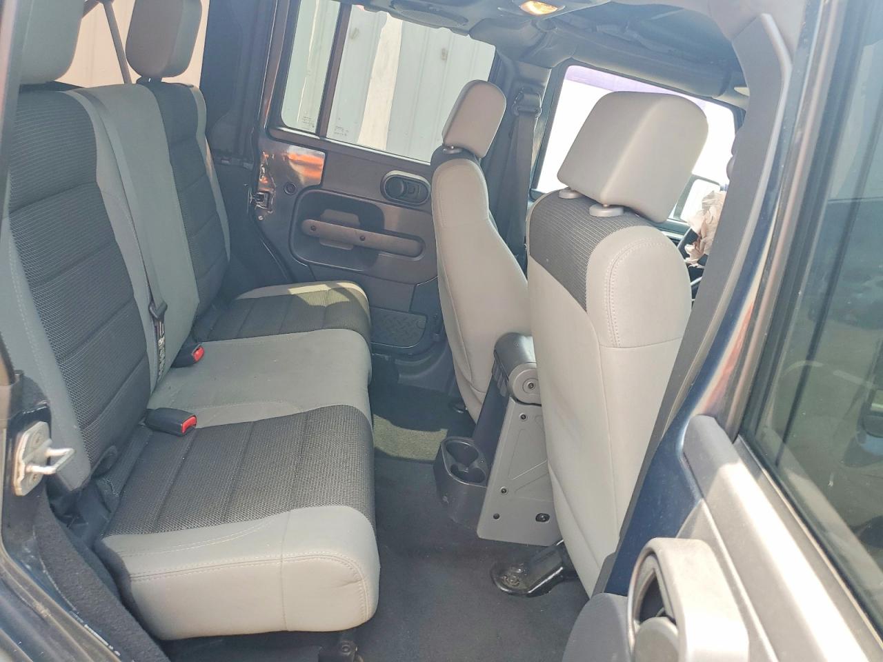 2007 Jeep Wrangler X Charcoal vin: 1J4GA39197L172541