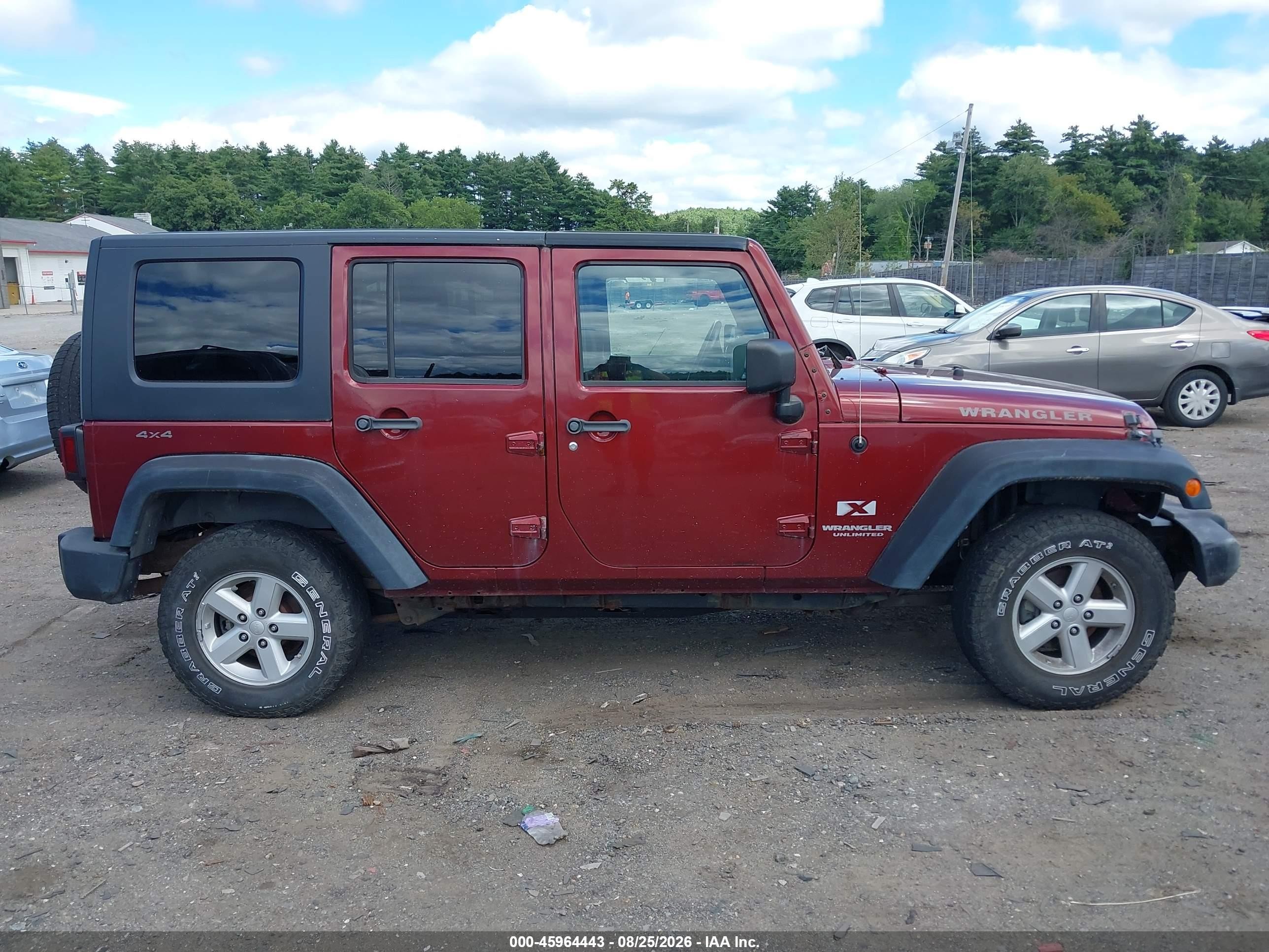 2008 Jeep Wrangler Unlimited X Red vin: 1J4GA39198L504057
