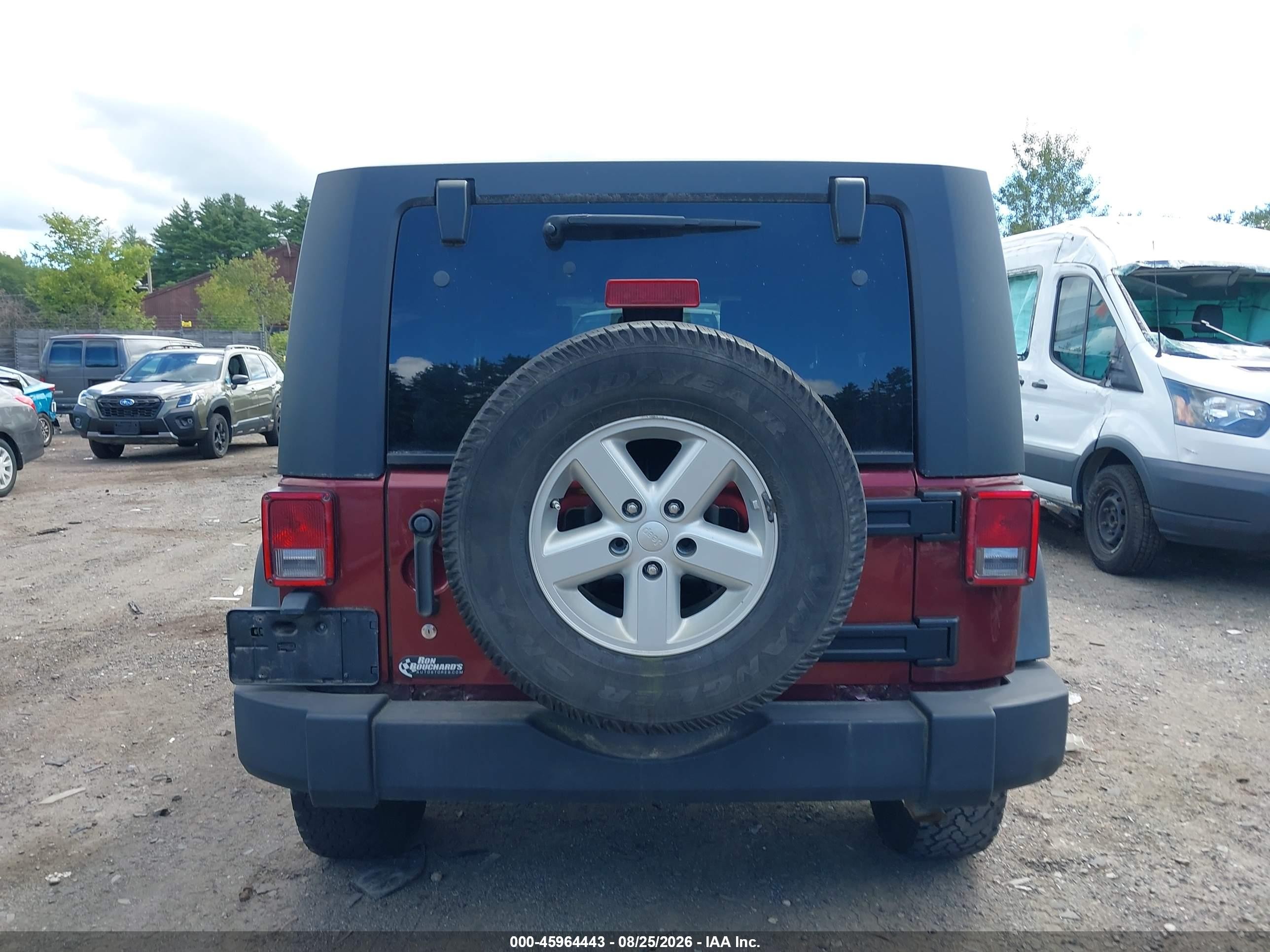 2008 Jeep Wrangler Unlimited X Red vin: 1J4GA39198L504057