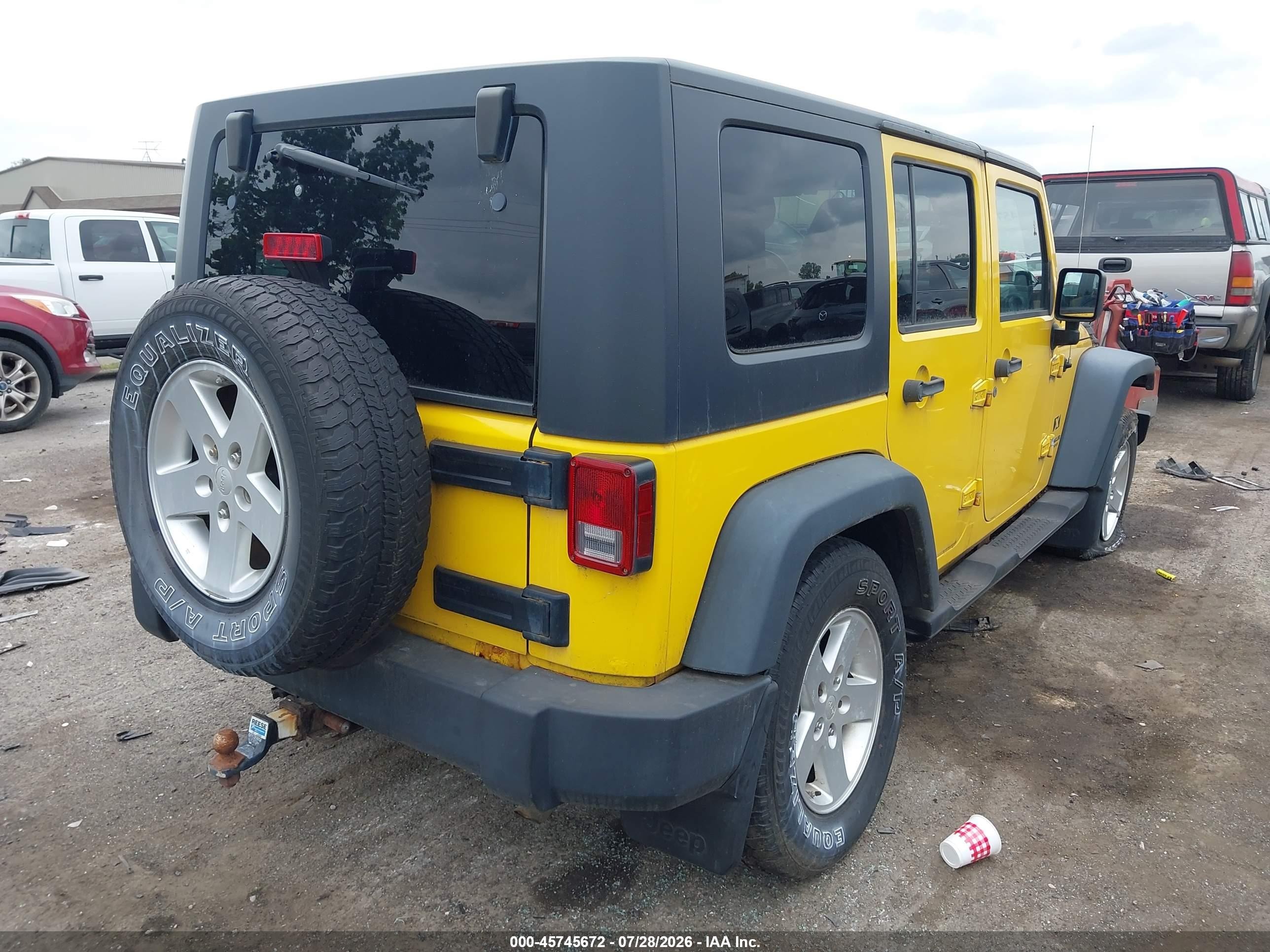 2008 Jeep Wrangler Unlimited X Yellow vin: 1J4GA39198L519447