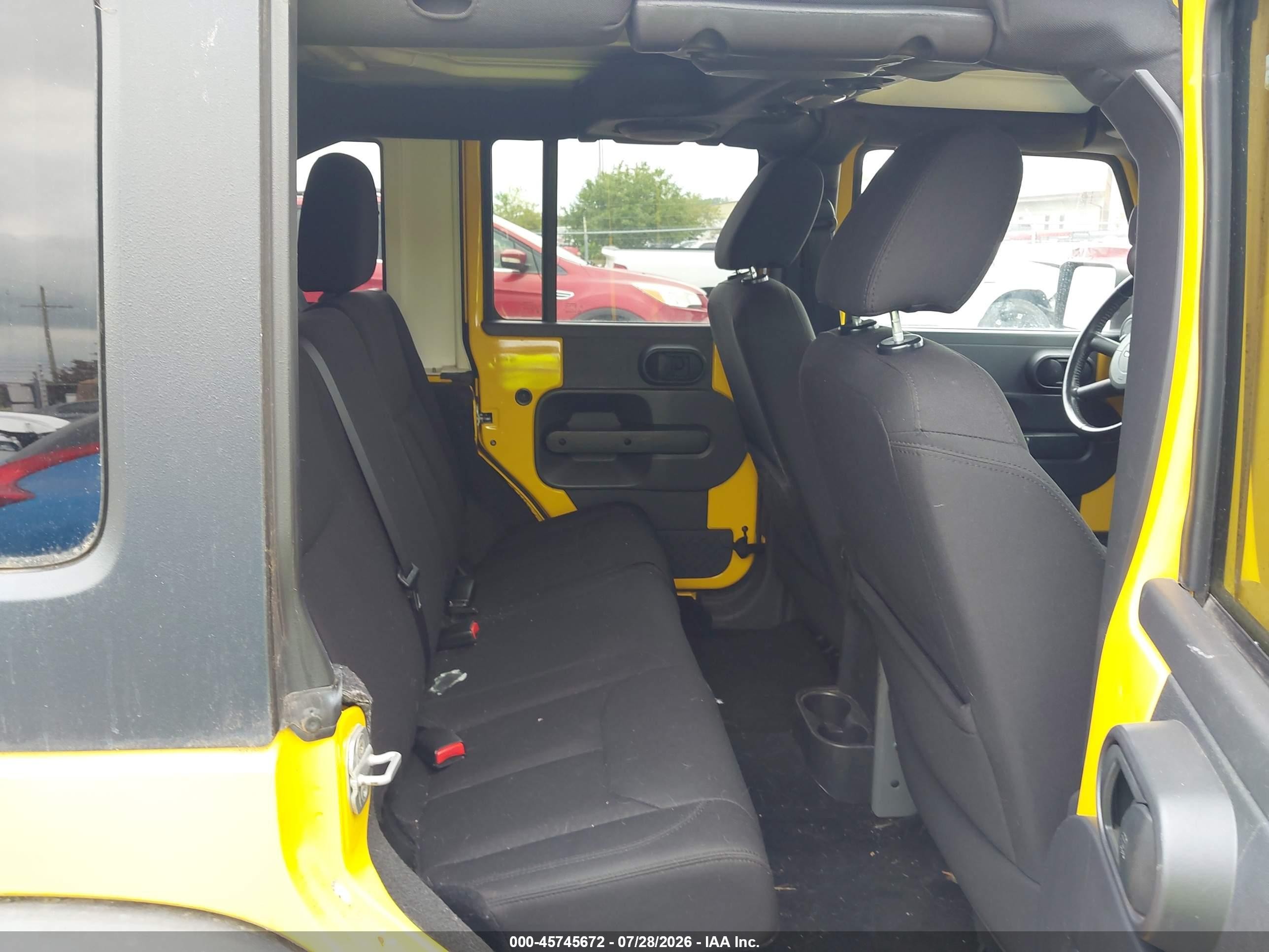 2008 Jeep Wrangler Unlimited X Yellow vin: 1J4GA39198L519447