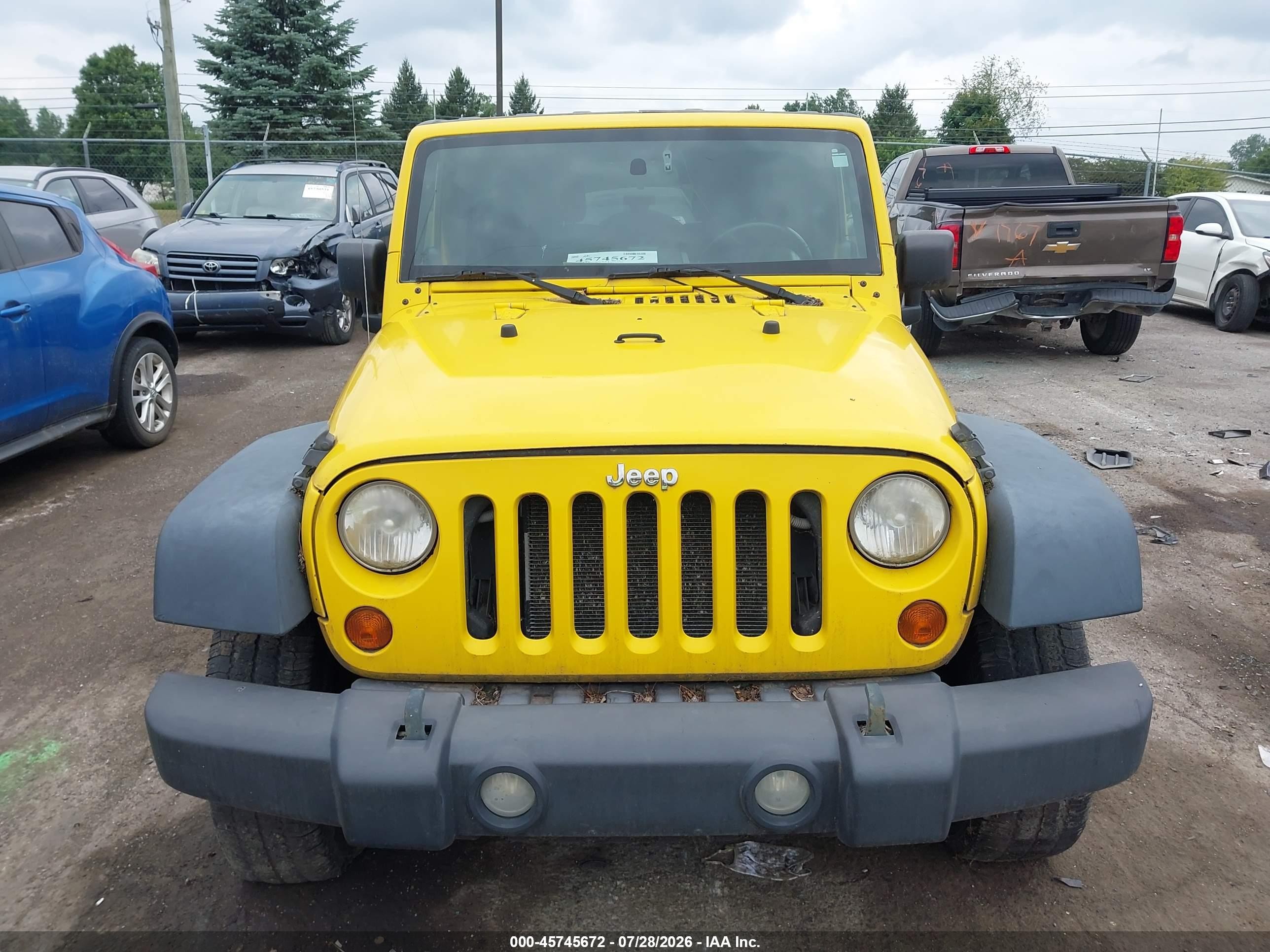 2008 Jeep Wrangler Unlimited X Yellow vin: 1J4GA39198L519447