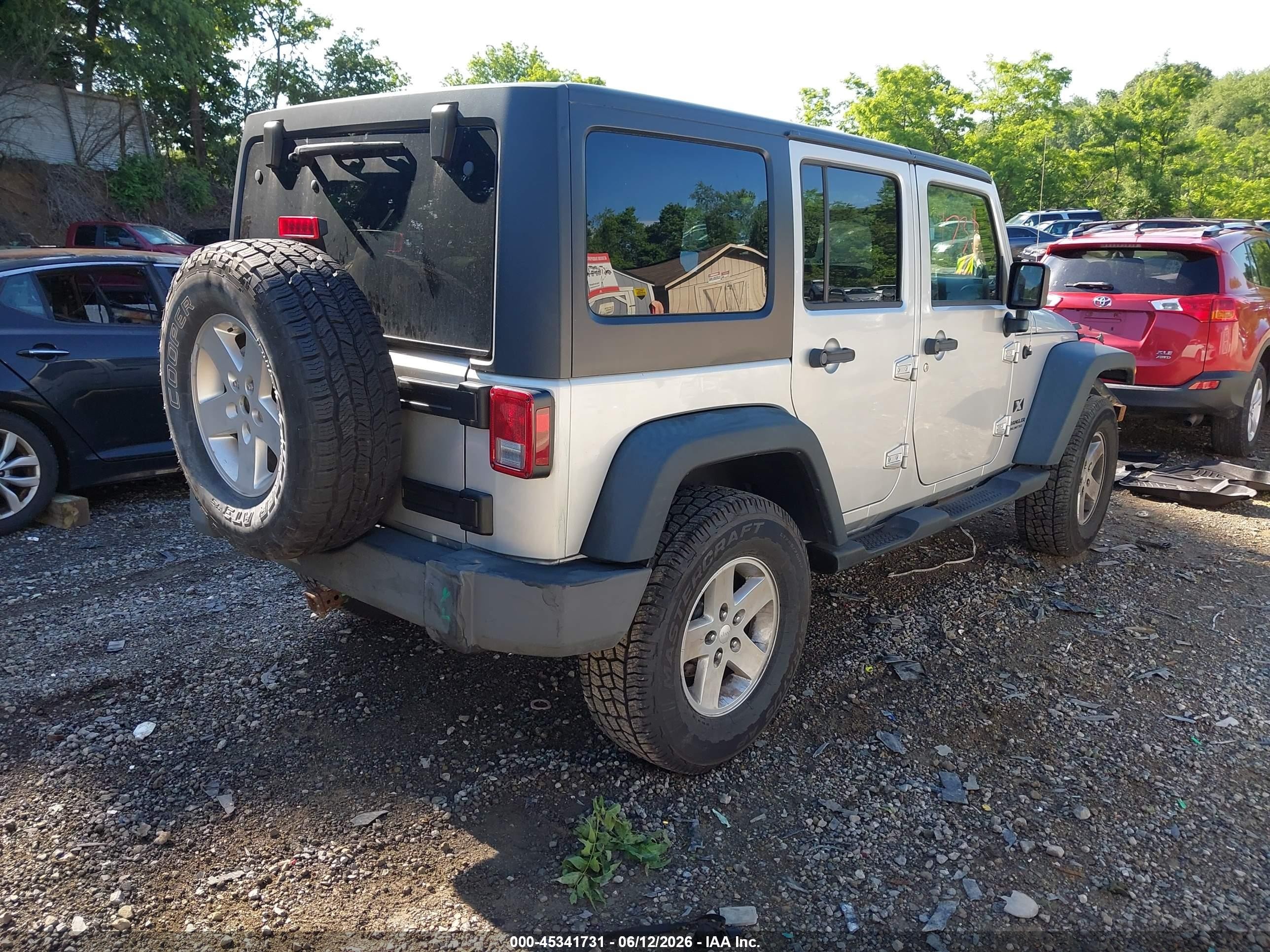 2008 Jeep Wrangler Unlimited X Gray vin: 1J4GA39198L617782