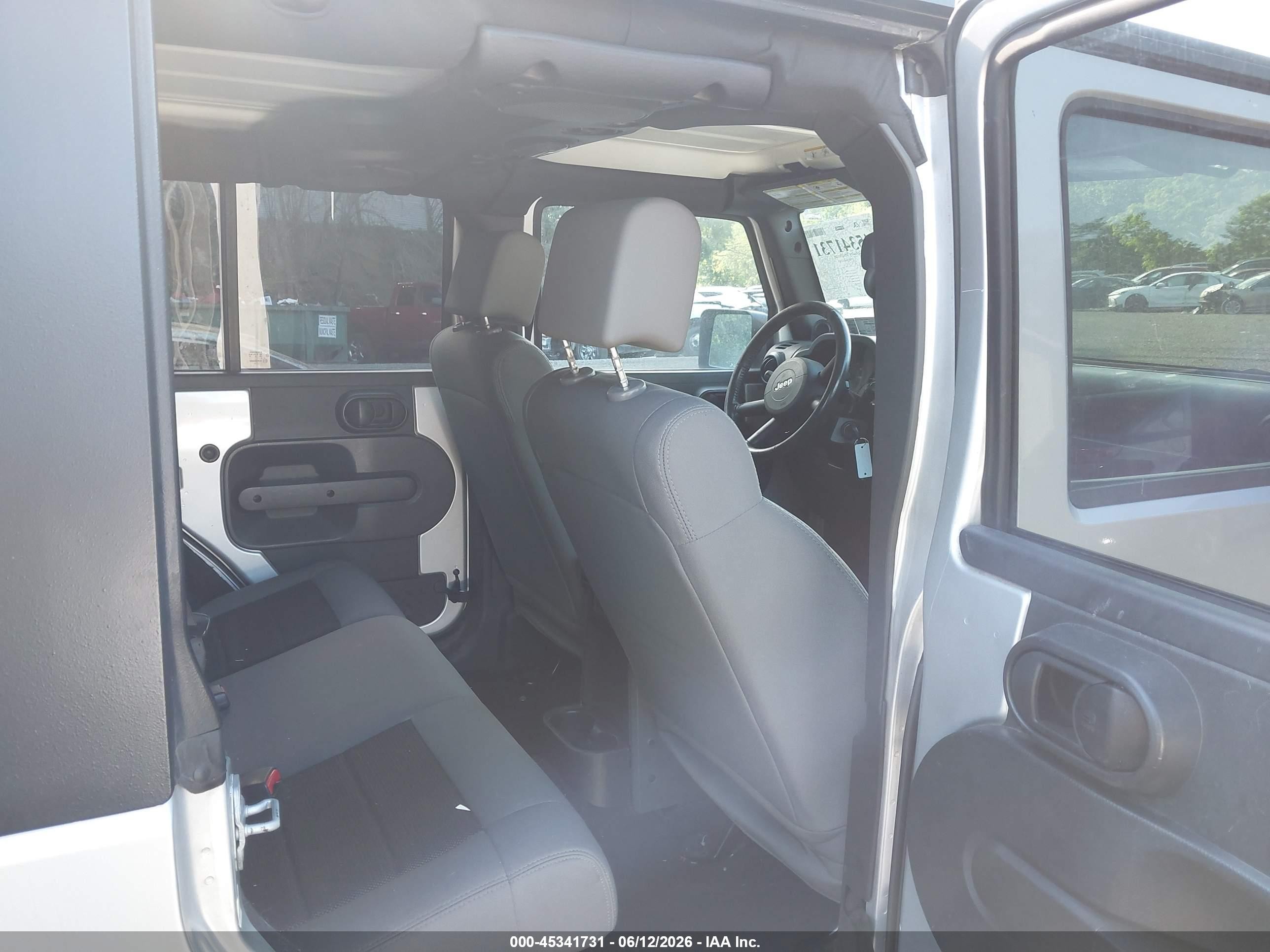2008 Jeep Wrangler Unlimited X Gray vin: 1J4GA39198L617782