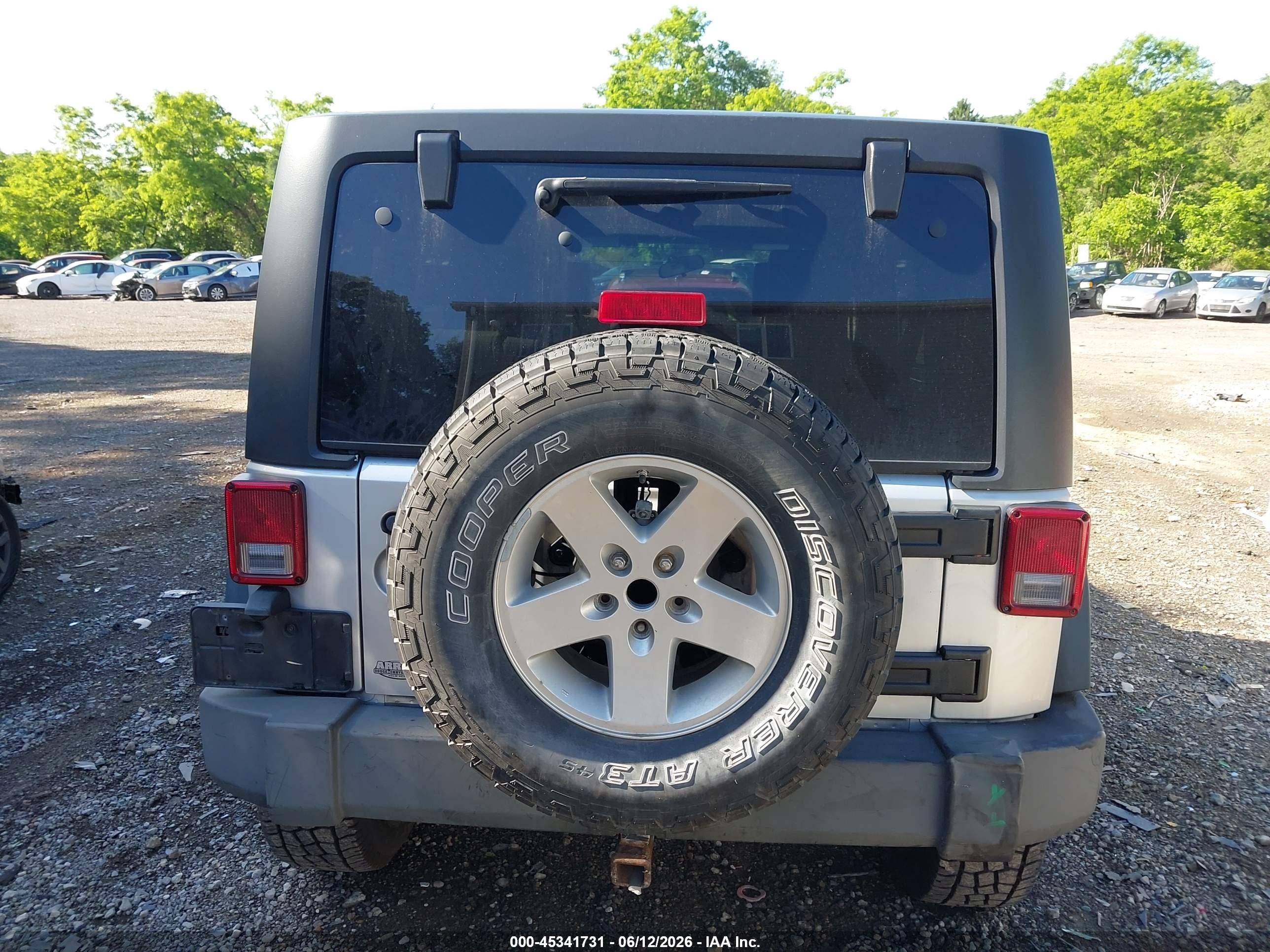 2008 Jeep Wrangler Unlimited X Gray vin: 1J4GA39198L617782