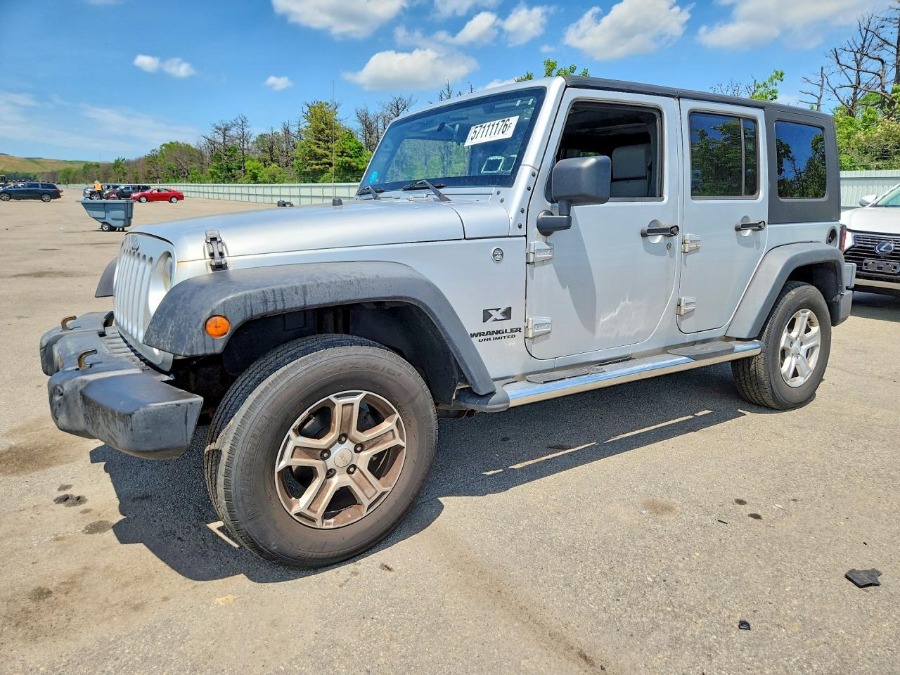 2008 Jeep Wrangler Unlimited X Silver vin: 1J4GA39198L640303