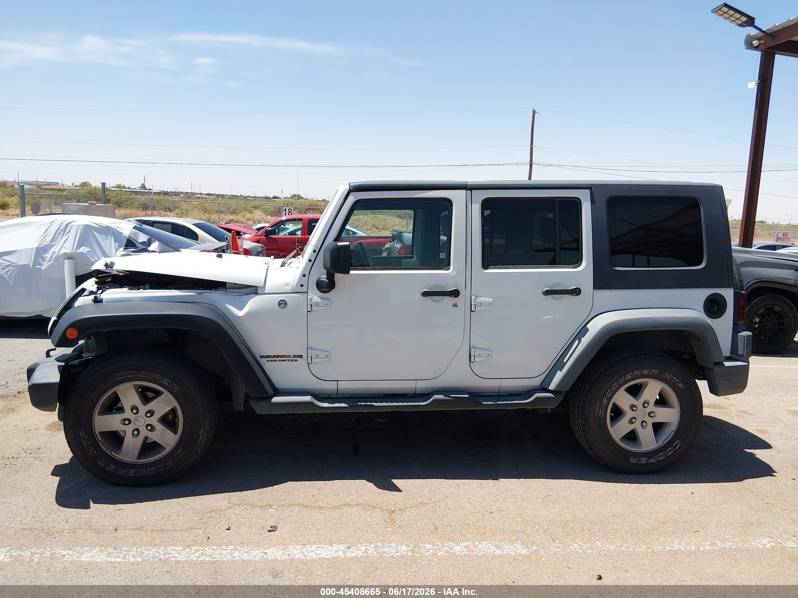 2009 Jeep Wrangler Unlimited X White vin: 1J4GA39199L736174