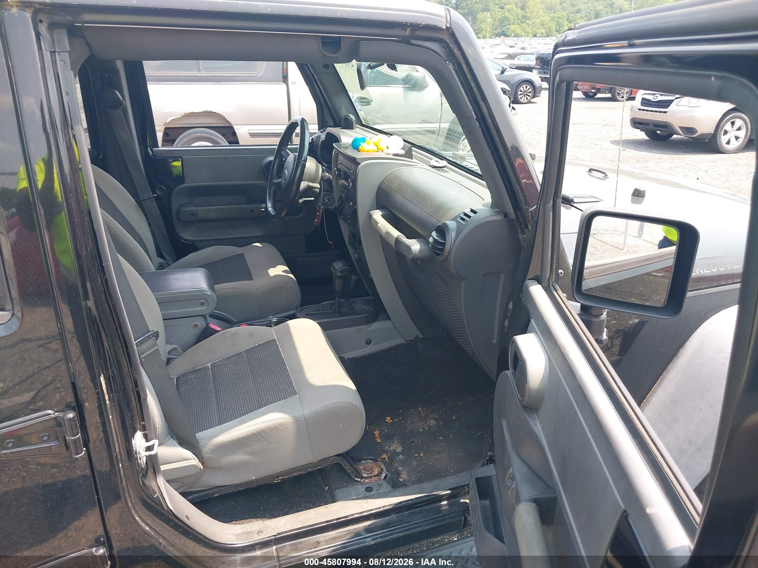 2009 Jeep Wrangler Unlimited X Black vin: 1J4GA39199L773063