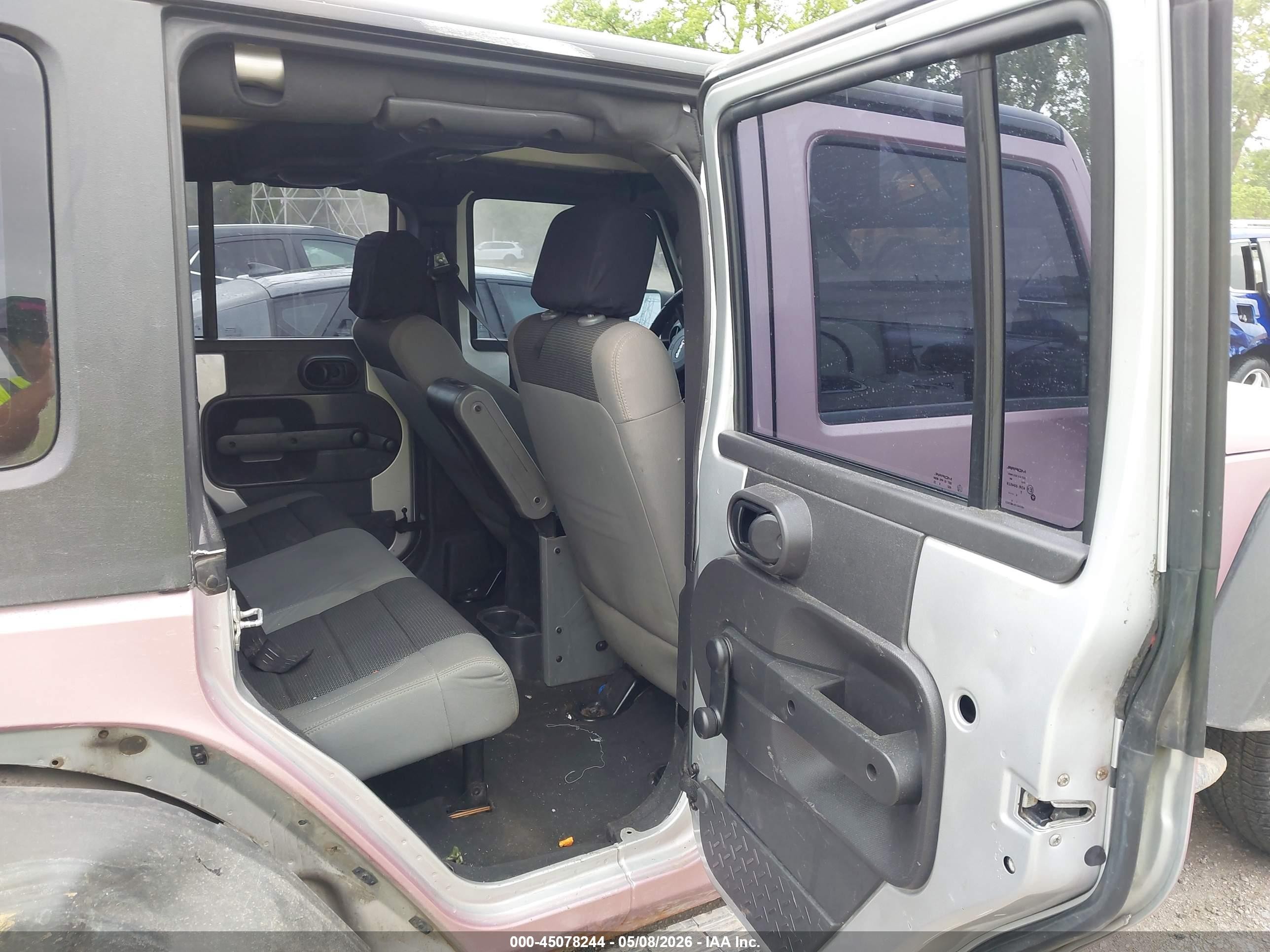 2007 Jeep Wrangler Unlimited X Розовый vin: 1J4GA391X7L171916