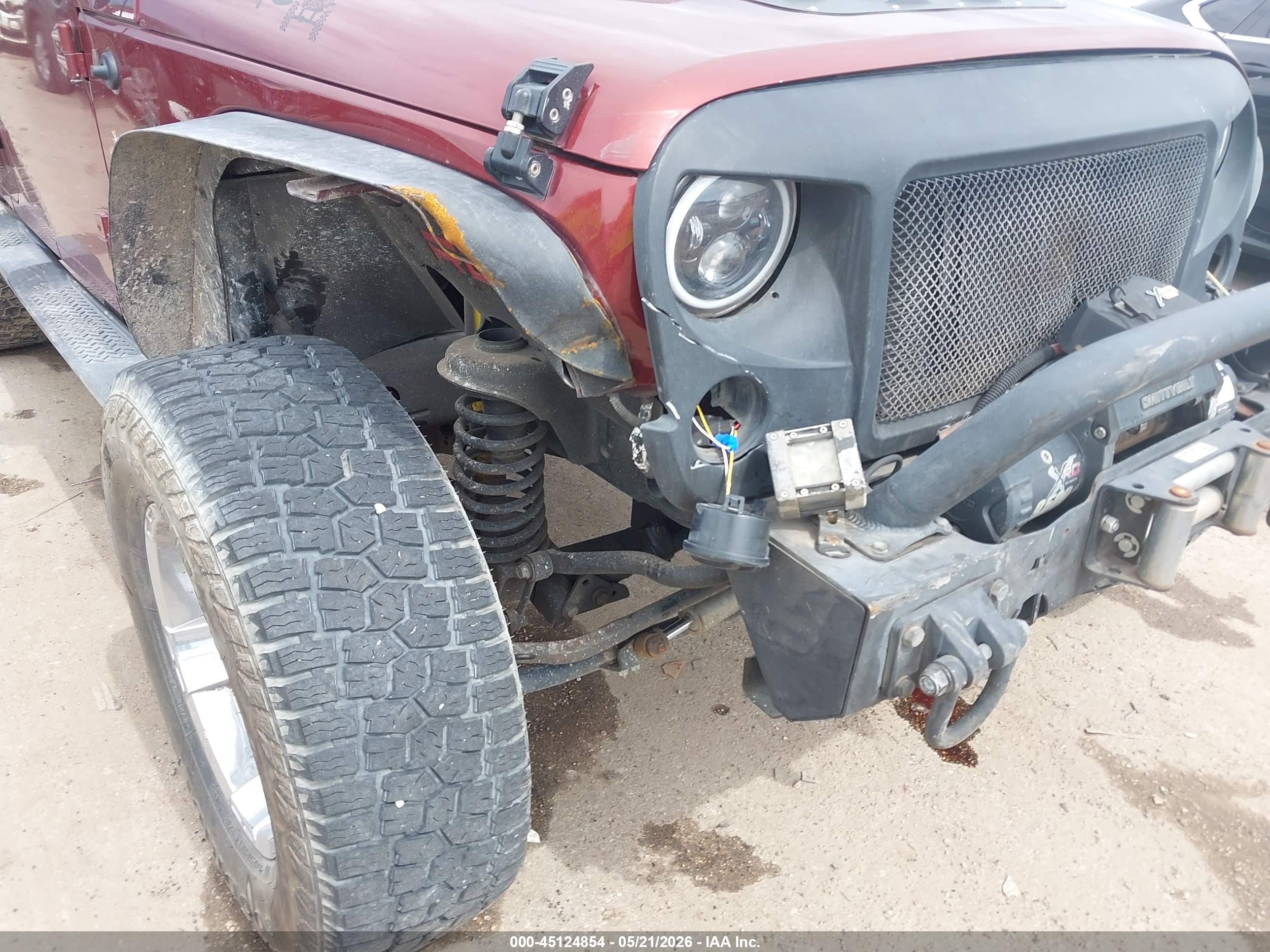 2009 Jeep Wrangler Unlimited X Burgundy vin: 1J4GA391X9L705225