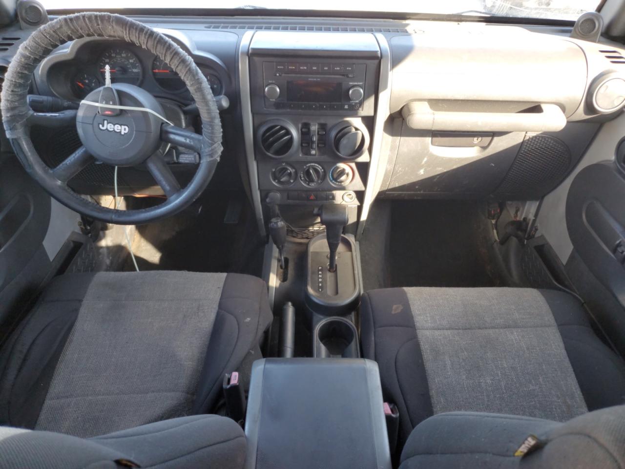 2009 Jeep Wrangler Unlimited X Silver vin: 1J4GA391X9L766008