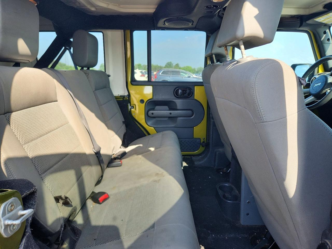 2008 Jeep Wrangler Unlimited Sahara Green vin: 1J4GA59108L552543