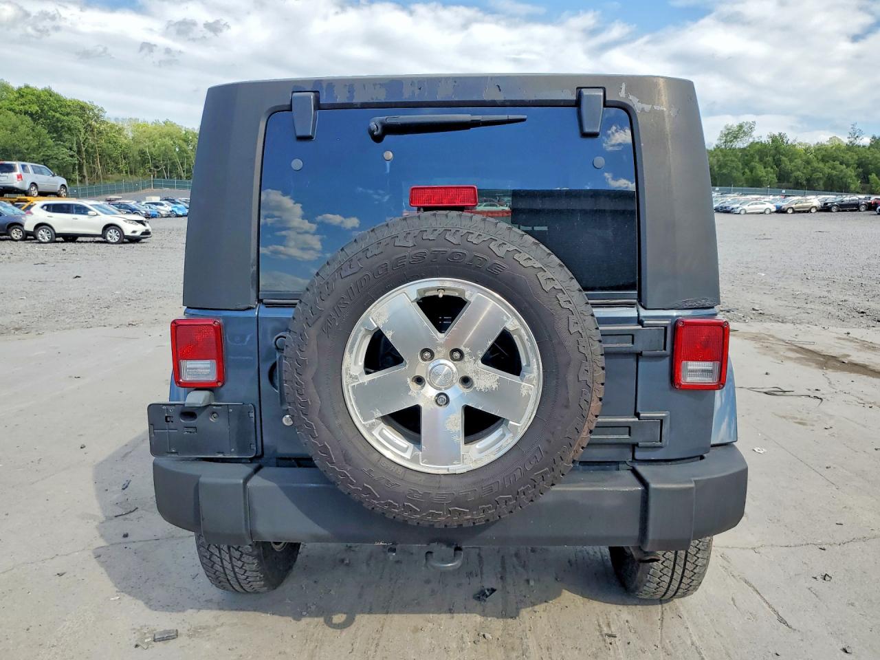 2008 Jeep Wrangler Unlimited Sahara Charcoal vin: 1J4GA59108L604558