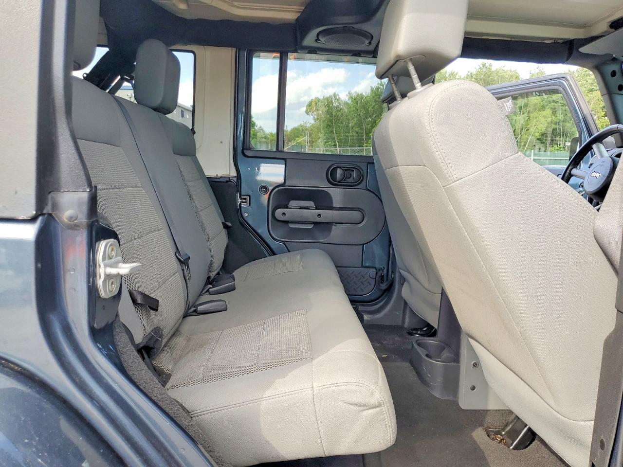 2008 Jeep Wrangler Unlimited Sahara Charcoal vin: 1J4GA59108L604558
