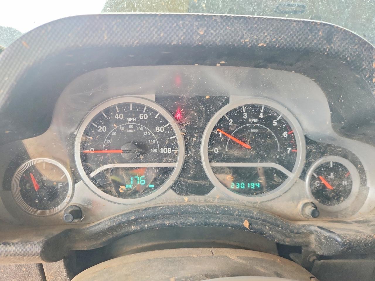 2007 Jeep Wrangler Sahara Зеленый vin: 1J4GA59117L113530