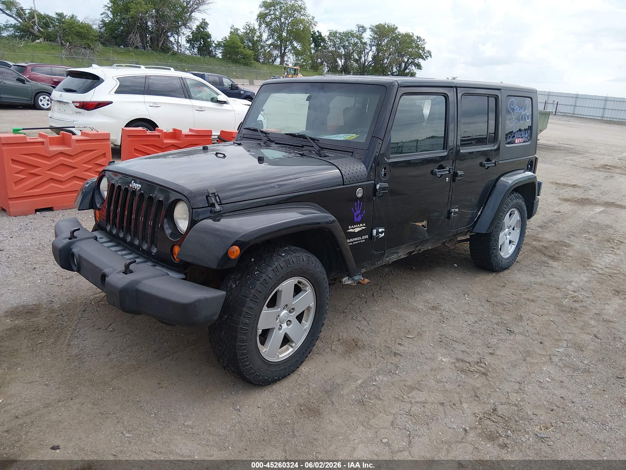 2007 Jeep Wrangler Unlimited Sahara Black vin: 1J4GA59117L120476