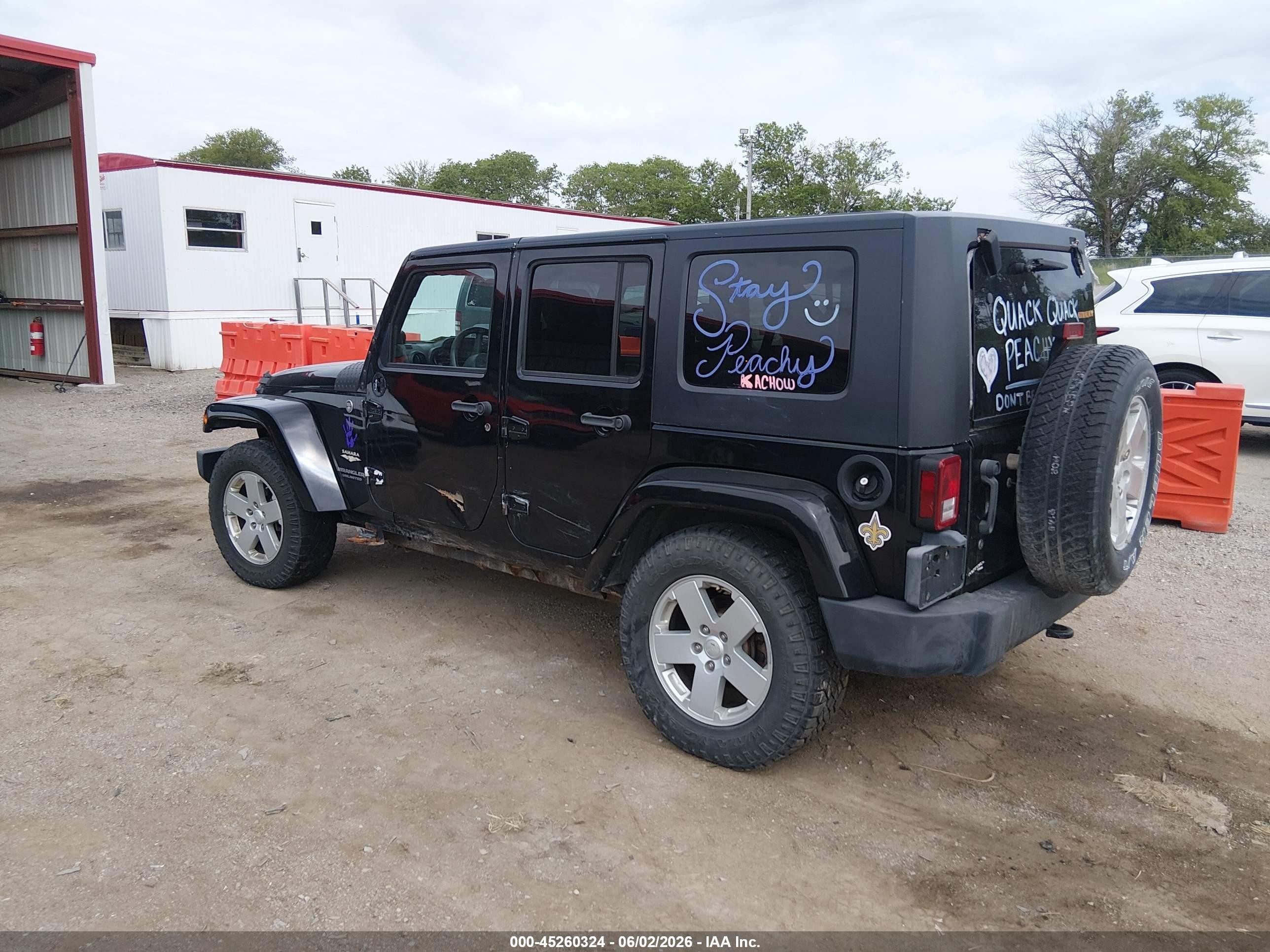 2007 Jeep Wrangler Unlimited Sahara Black vin: 1J4GA59117L120476