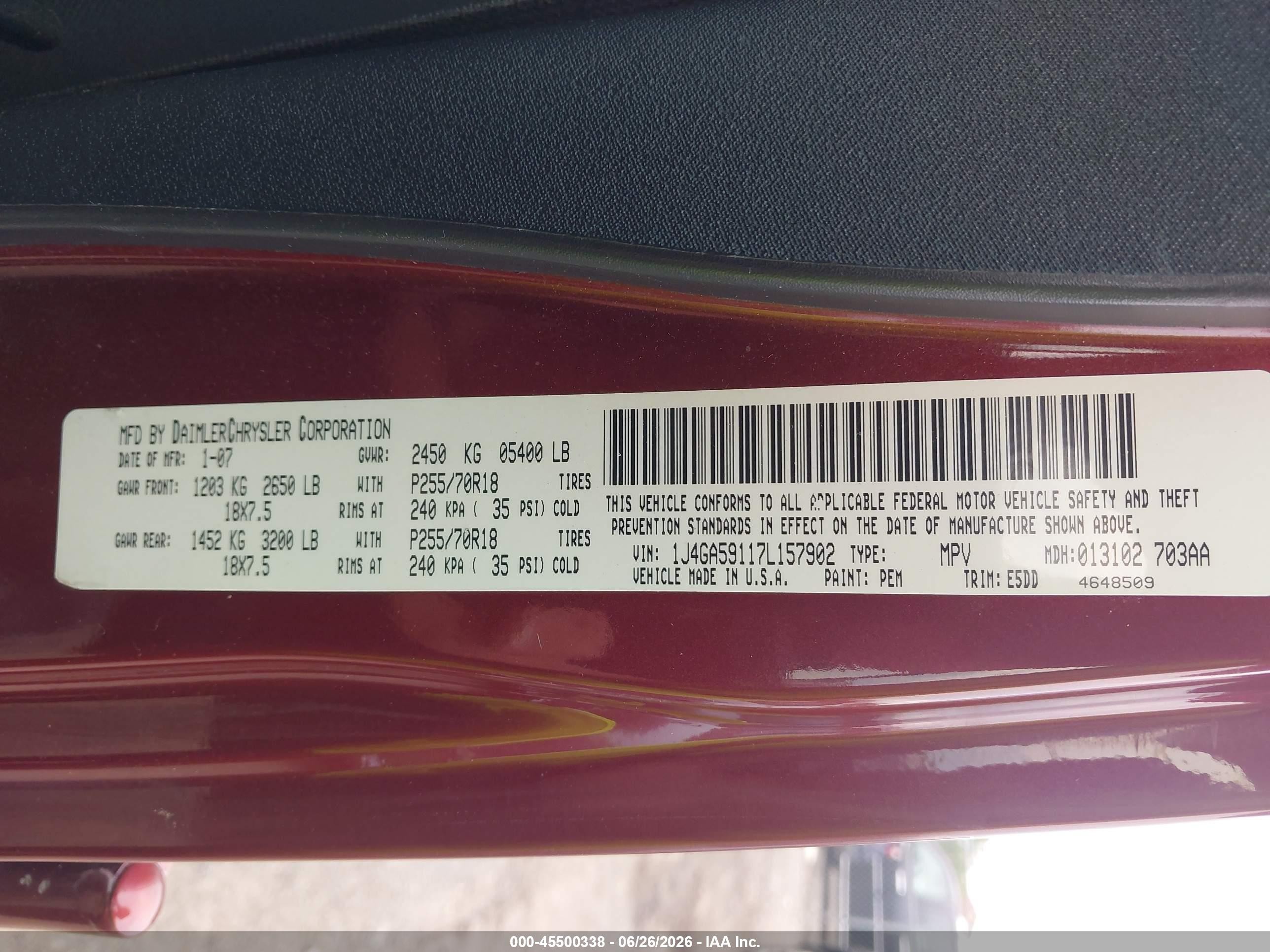 2007 Jeep Wrangler Unlimited Sahara Burgundy vin: 1J4GA59117L157902