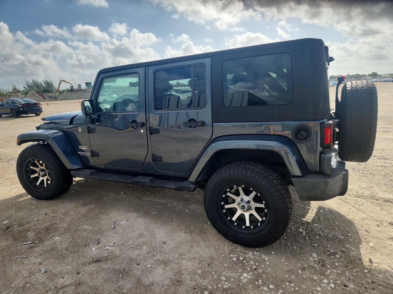 2008 Jeep Wrangler Unlimited Sahara Gray vin: 1J4GA59118L595689