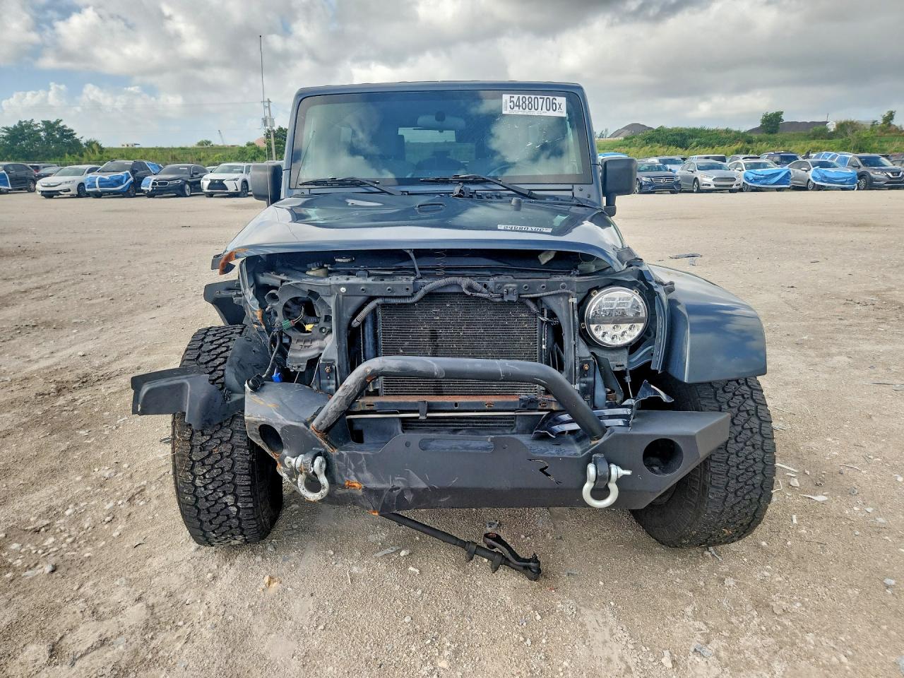 2008 Jeep Wrangler Unlimited Sahara Gray vin: 1J4GA59118L595689