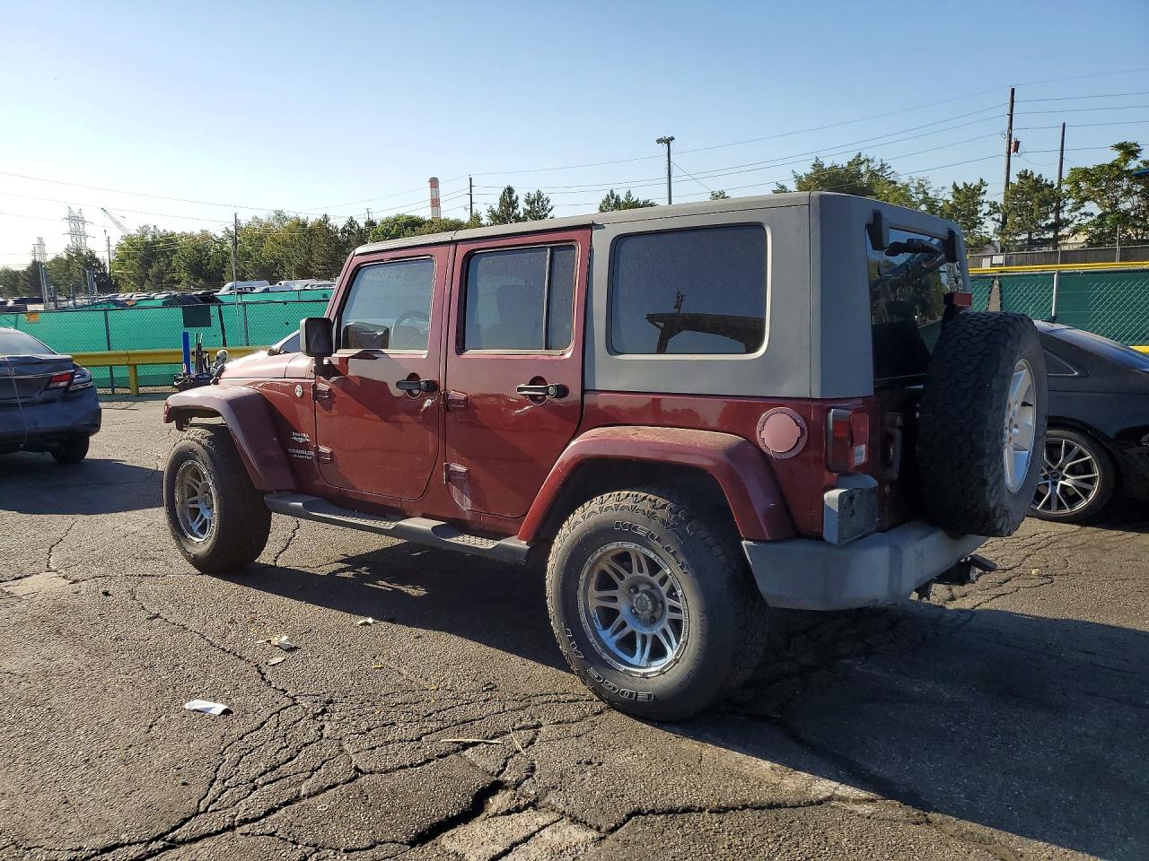 2007 Jeep Wrangler Sahara Burgundy vin: 1J4GA59127L146309
