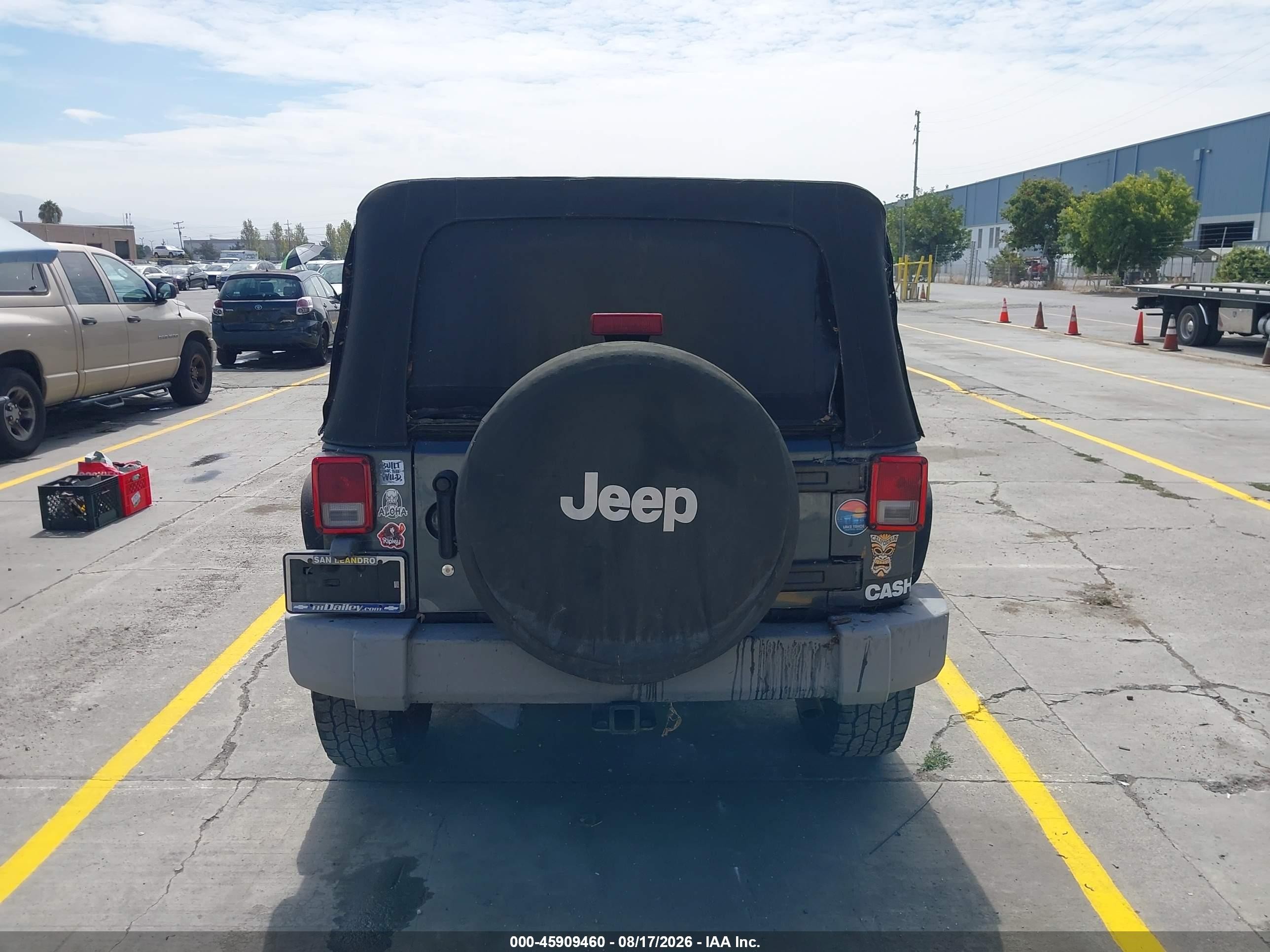 2007 Jeep Wrangler Unlimited Sahara Turquoise vin: 1J4GA59127L162266