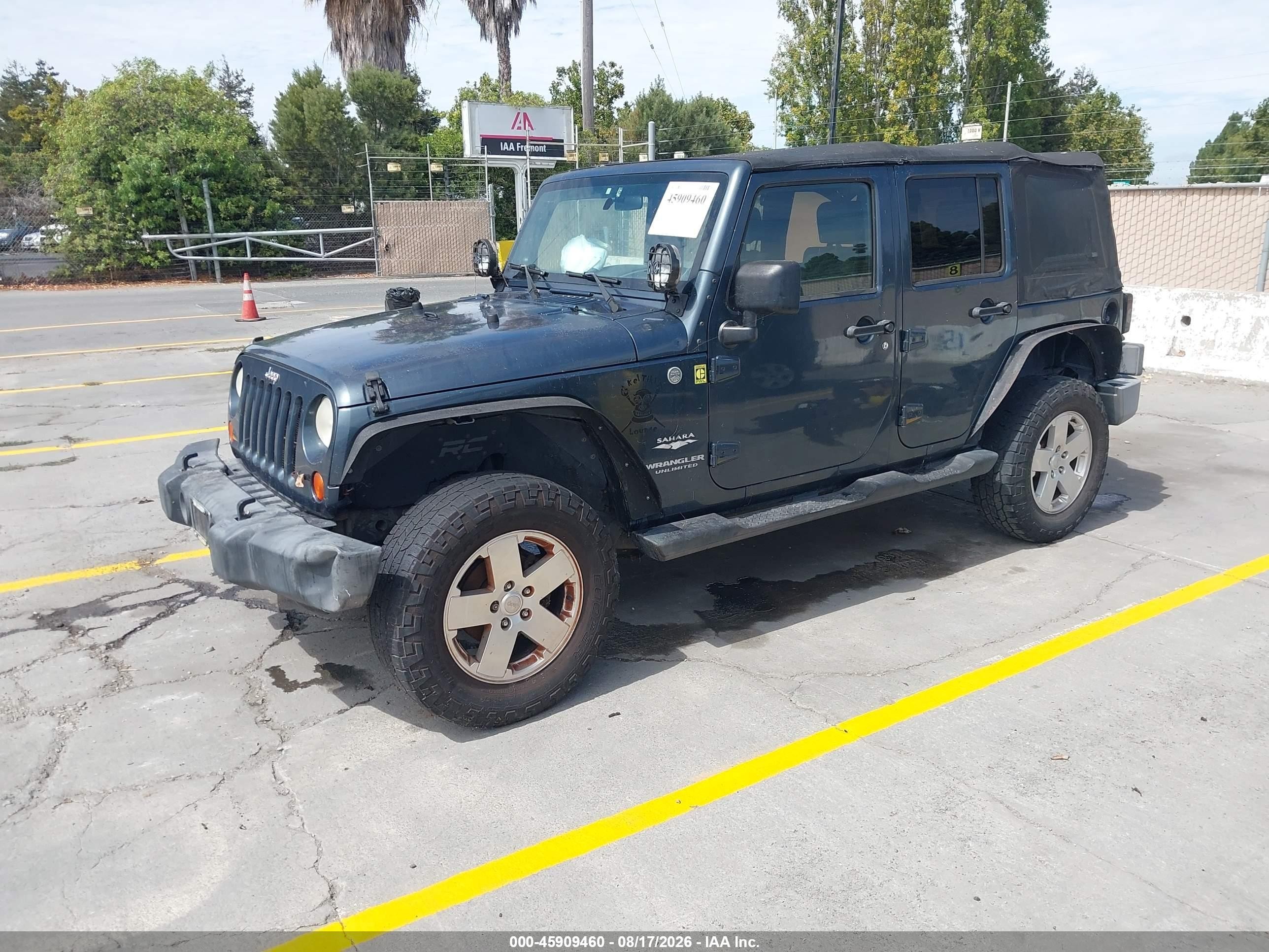 2007 Jeep Wrangler Unlimited Sahara Turquoise vin: 1J4GA59127L162266