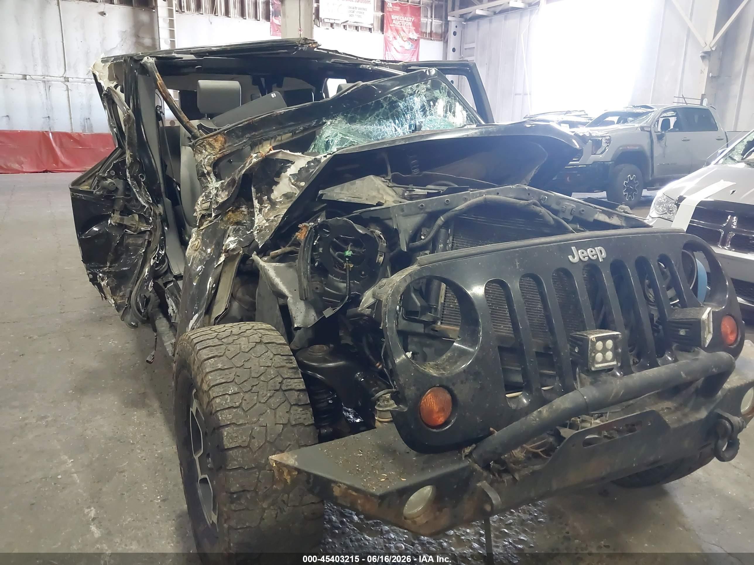 2009 Jeep Wrangler Unlimited Sahara Black vin: 1J4GA59129L788855