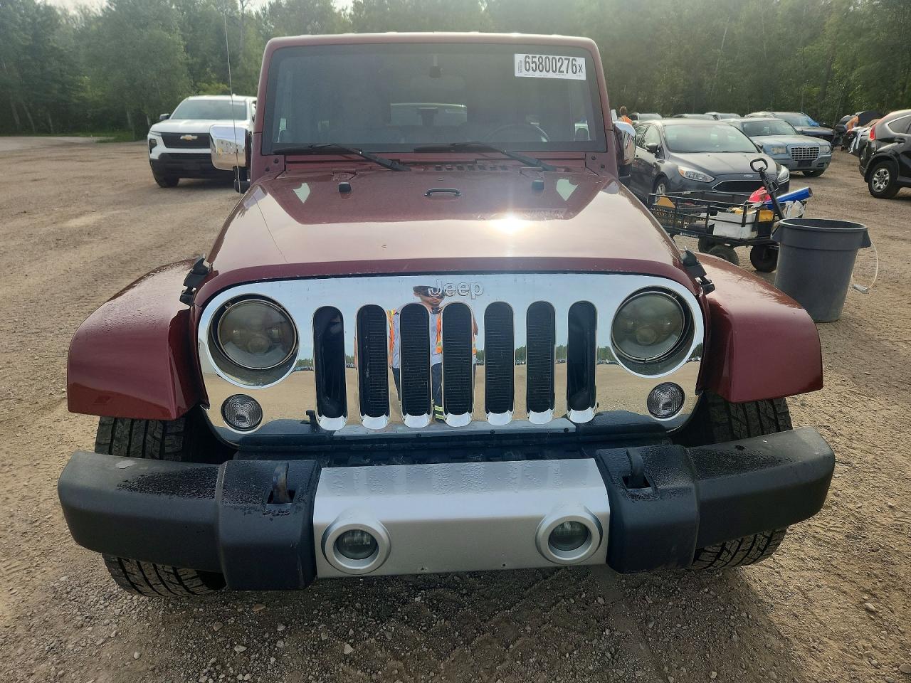 2008 Jeep Wrangler Unlimited Sahara Red vin: 1J4GA59138L634377