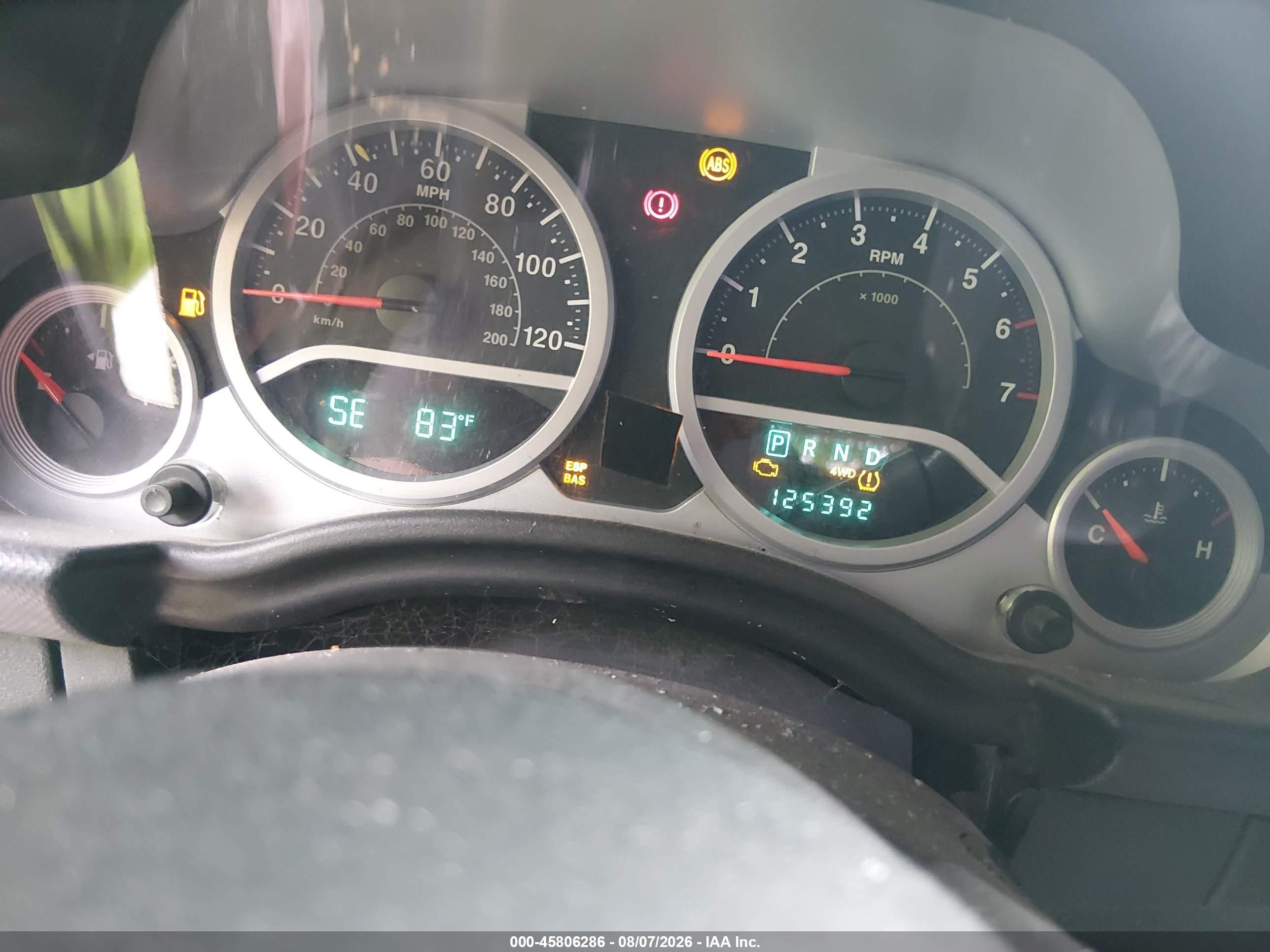 2008 Jeep Wrangler Unlimited Sahara Темно-бордовый vin: 1J4GA59138L644326